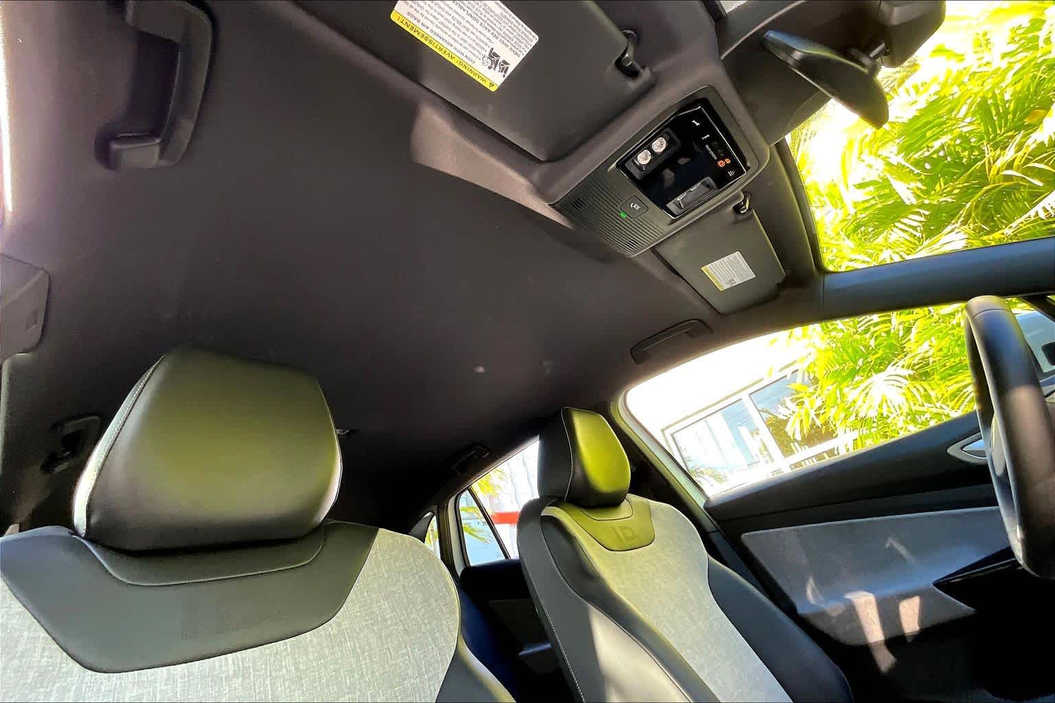 Thumbnail: 2023 Volkswagen ID.4 - 31