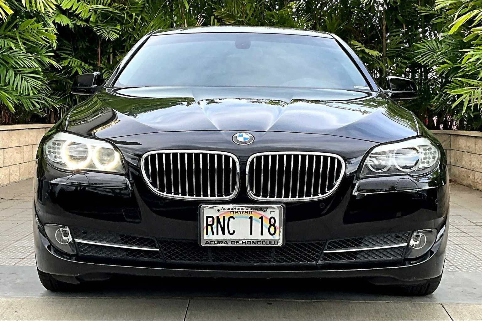 Thumbnail: 2011 BMW 5 Series - 7