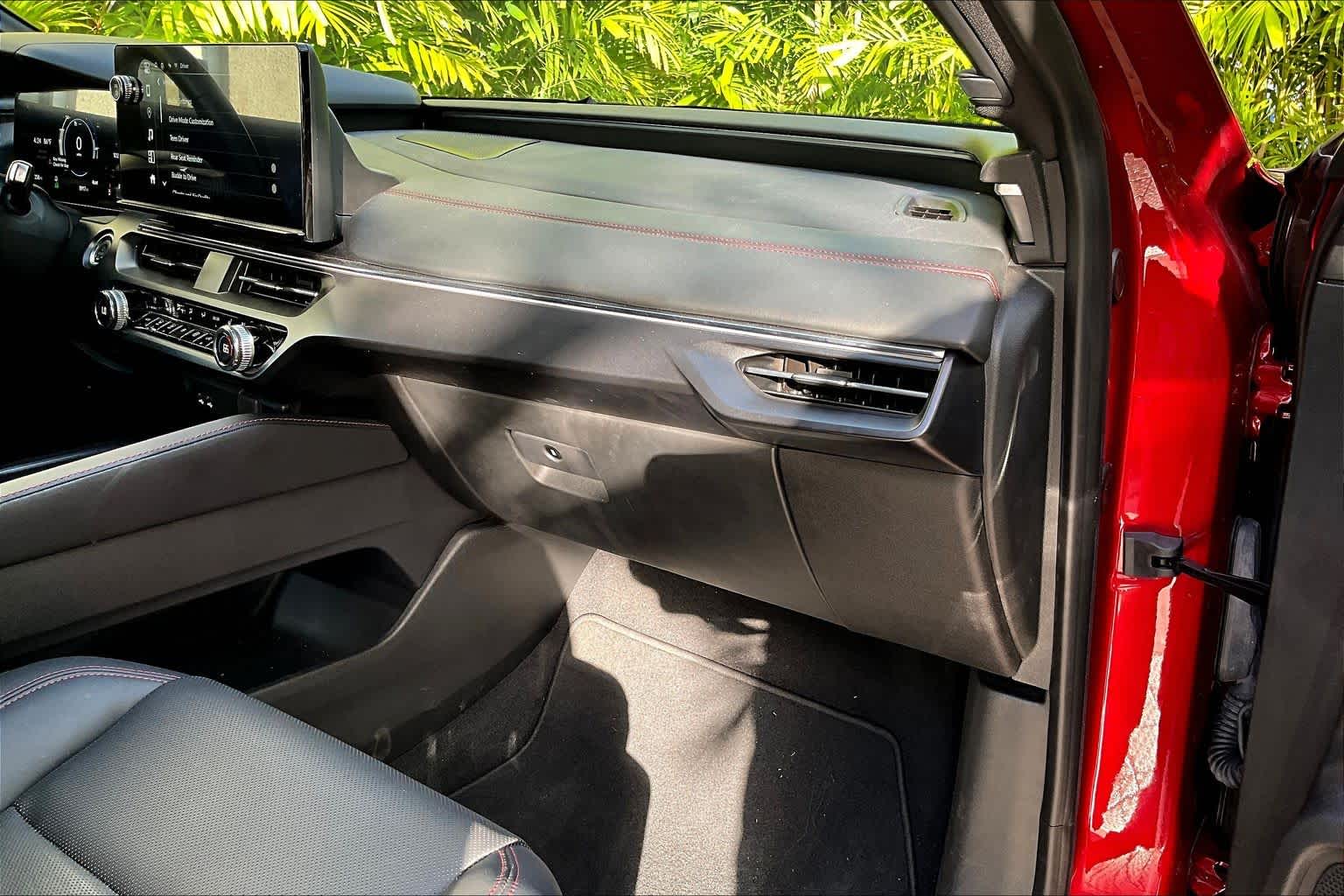 Thumbnail: 2024 Acura ZDX - 24