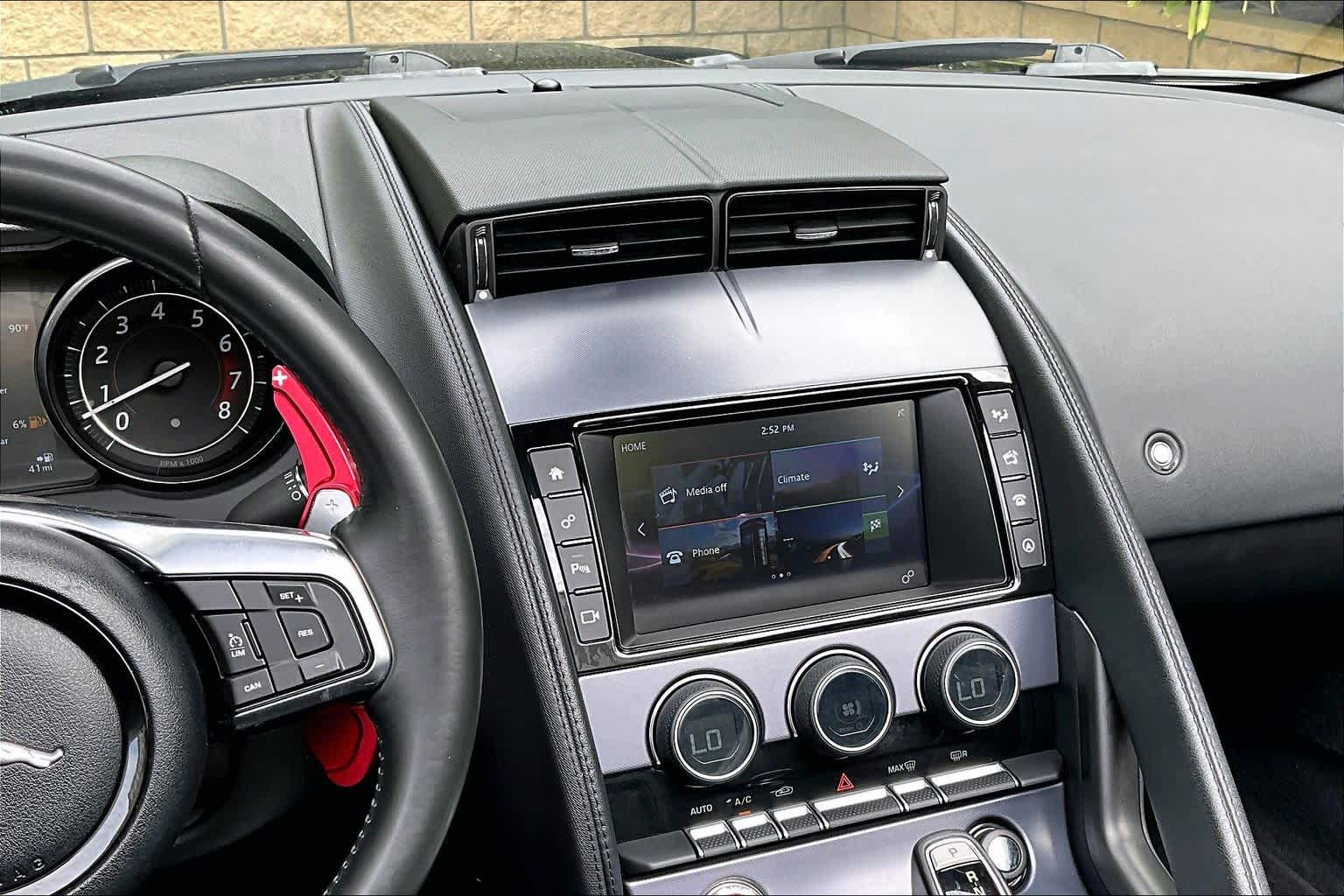 Thumbnail: 2018 Jaguar F-Type - 15