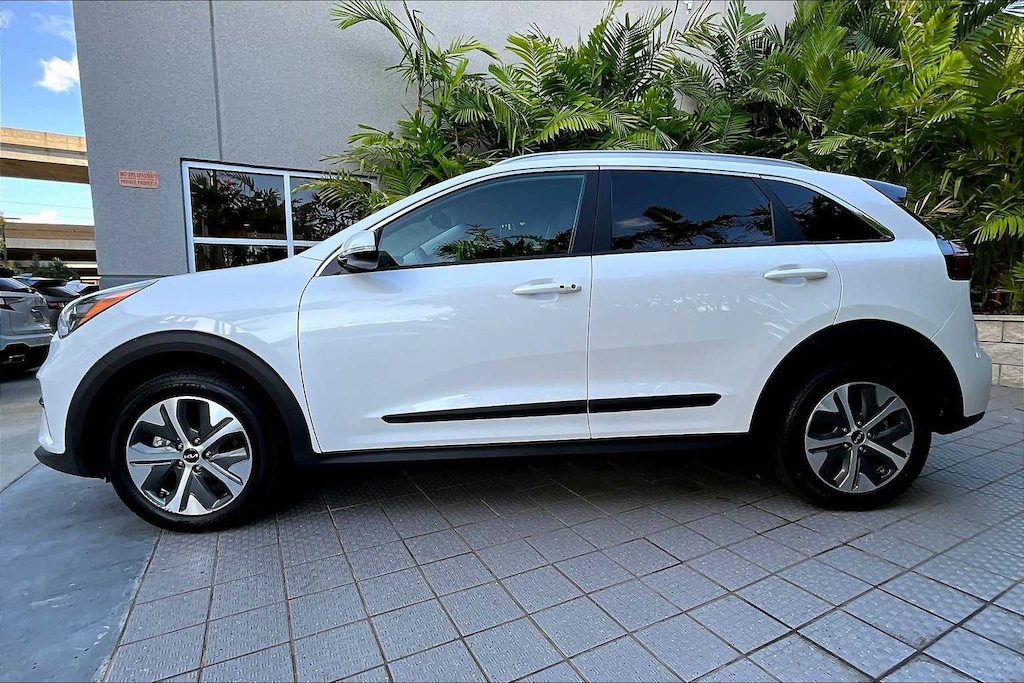 Used 2022 Kia Niro EV S SUV
