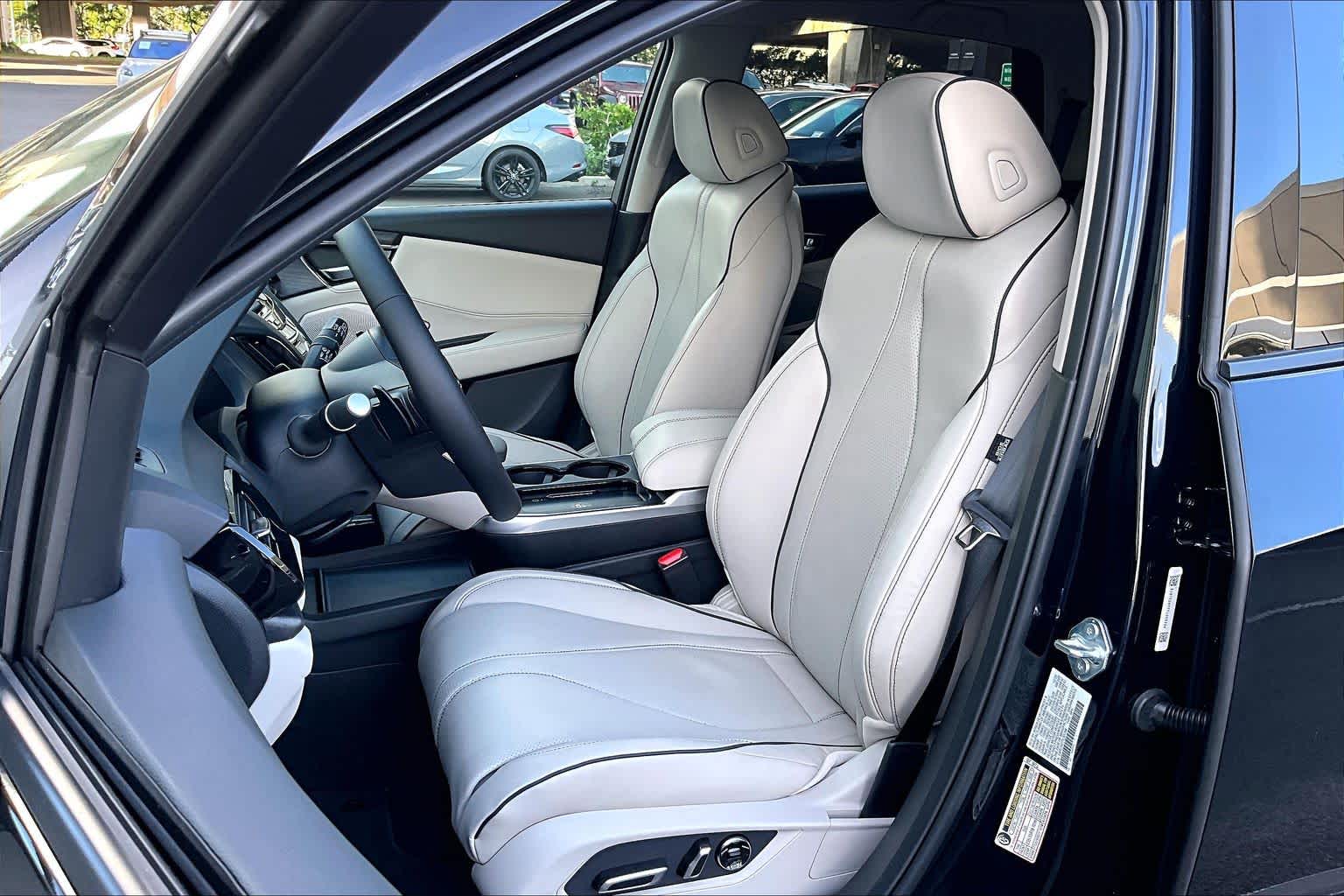 Thumbnail: 2026 Acura RDX - 12