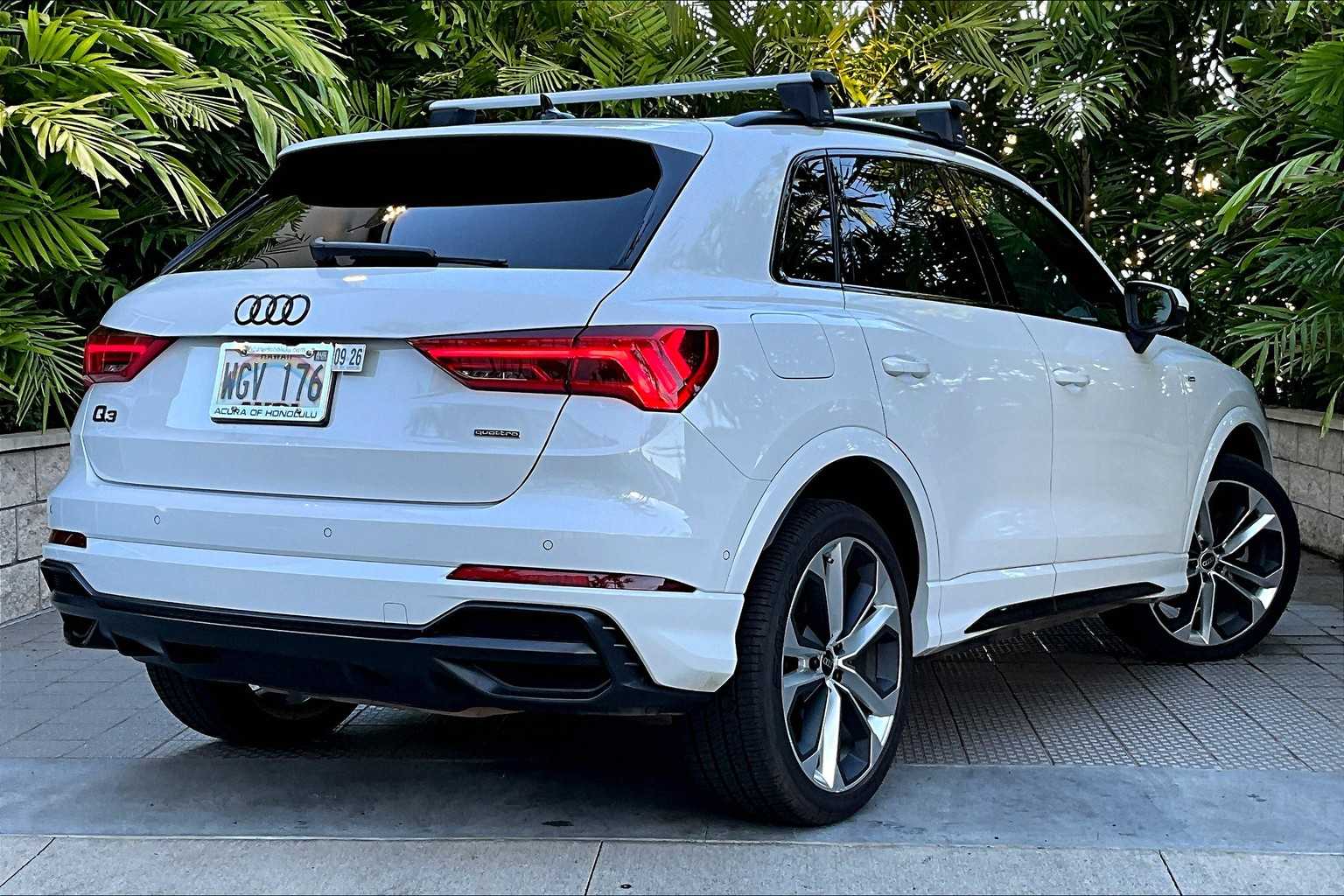 Thumbnail: 2021 Audi Q3 - 23