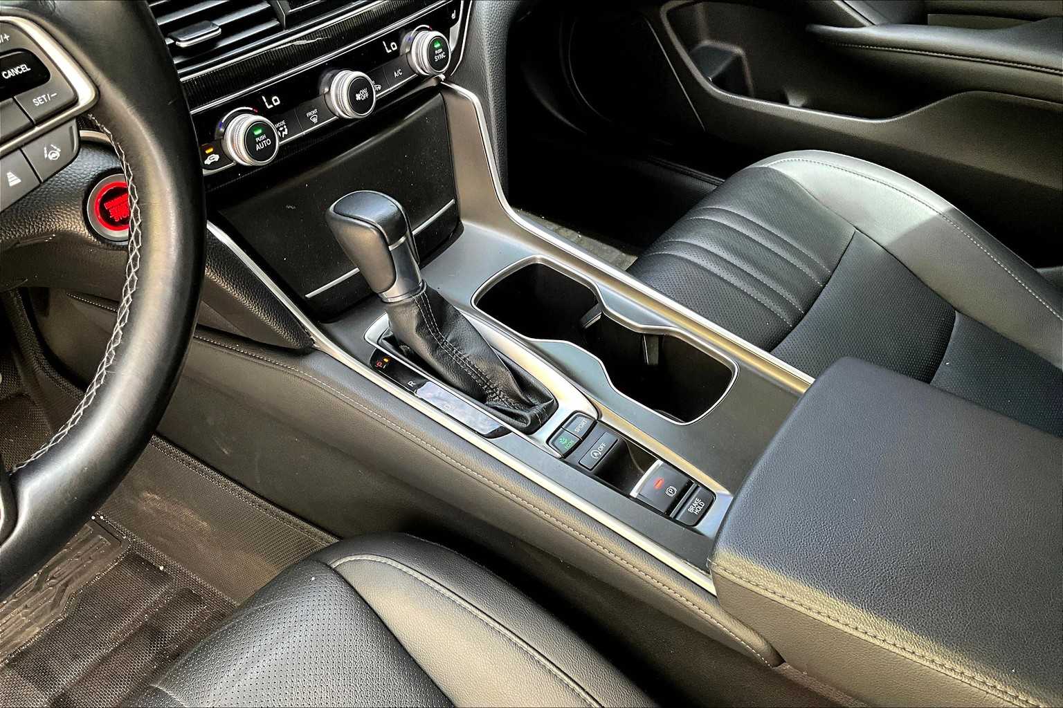 Thumbnail: 2022 Honda Accord - 11