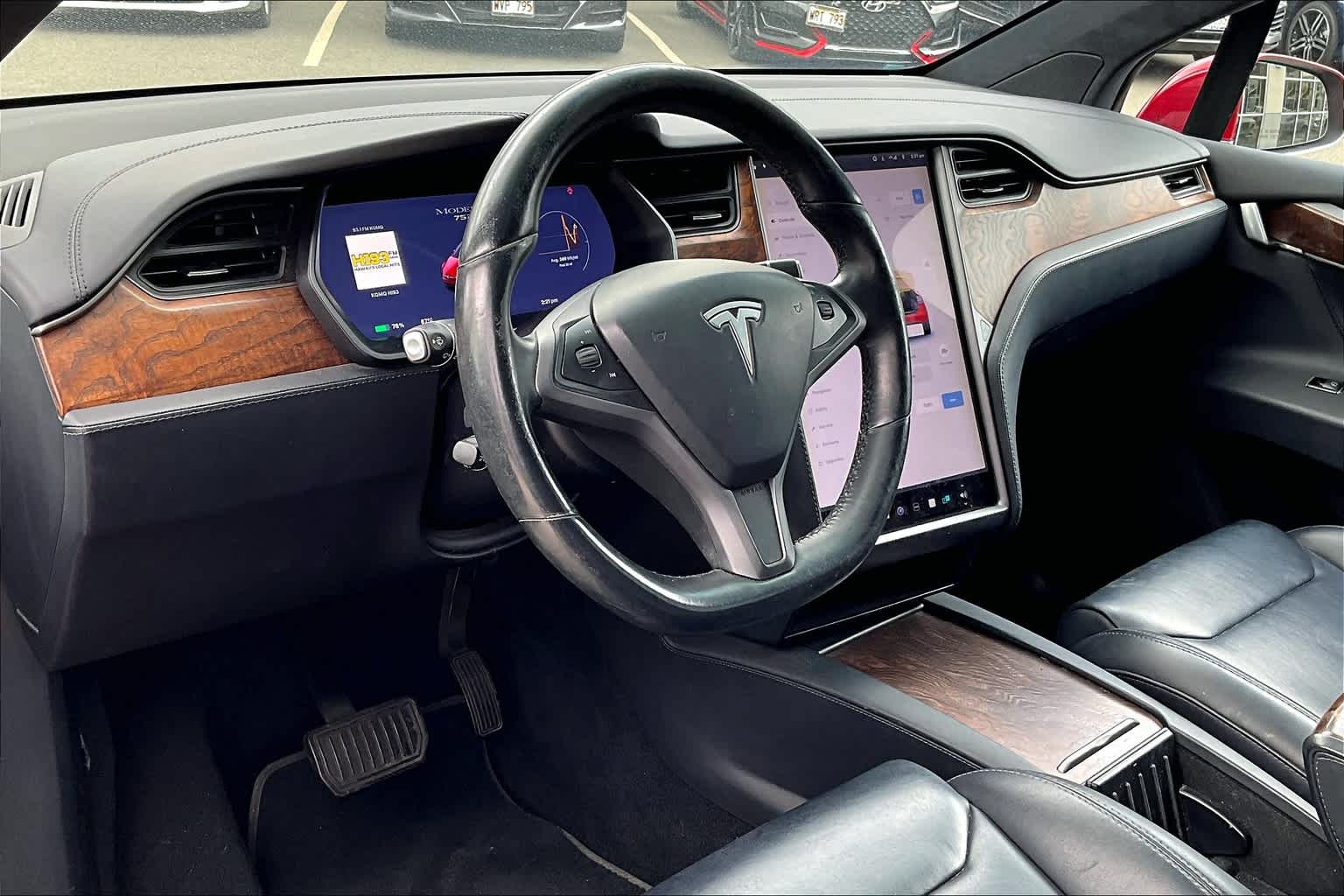 Used 2018 Tesla Model X 75D with VIN 5YJXCBE2XJF120340 for sale in Honolulu, HI