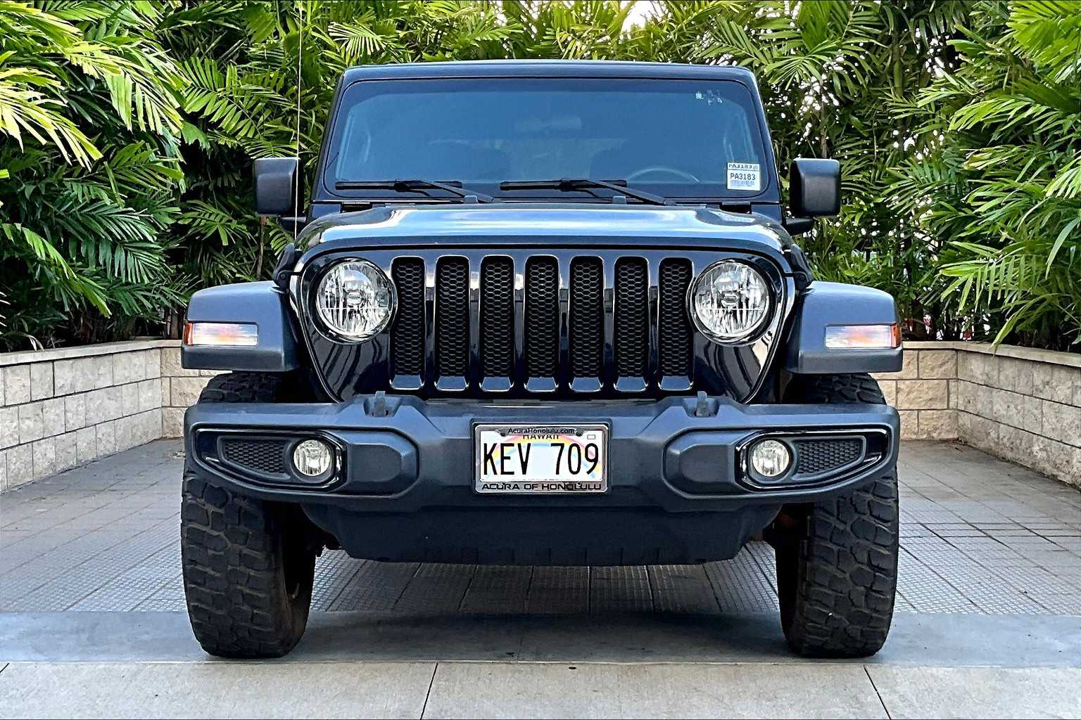 Thumbnail: 2022 Jeep Wrangler - 7