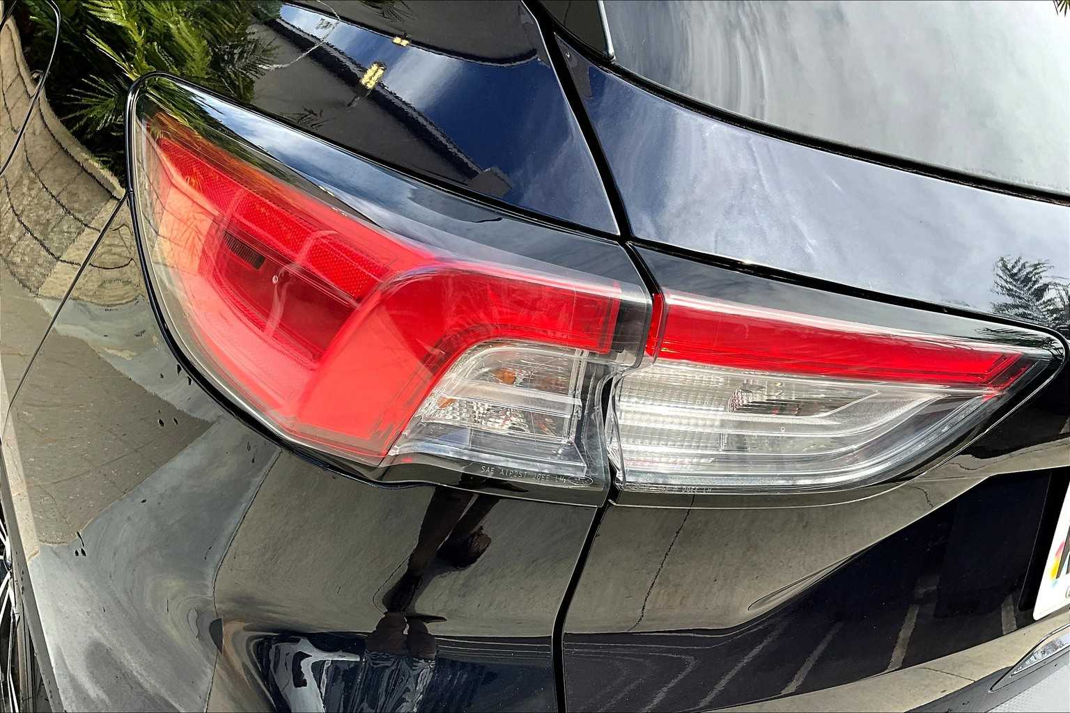 Thumbnail: 2021 Ford Escape - 33