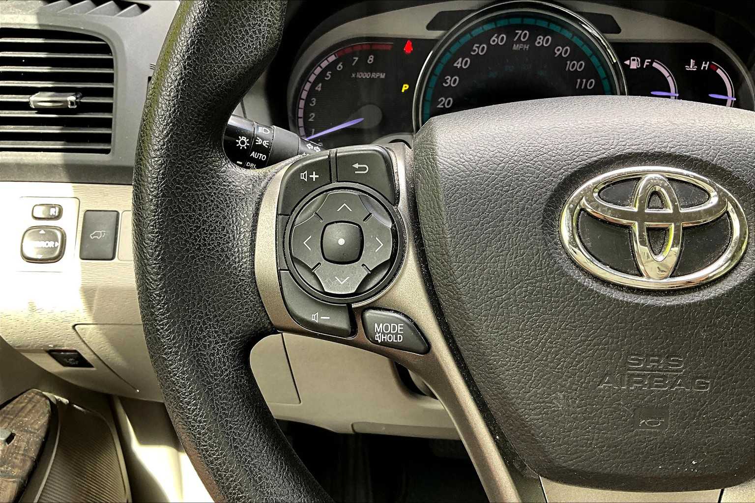 Thumbnail: 2014 Toyota Venza - 24