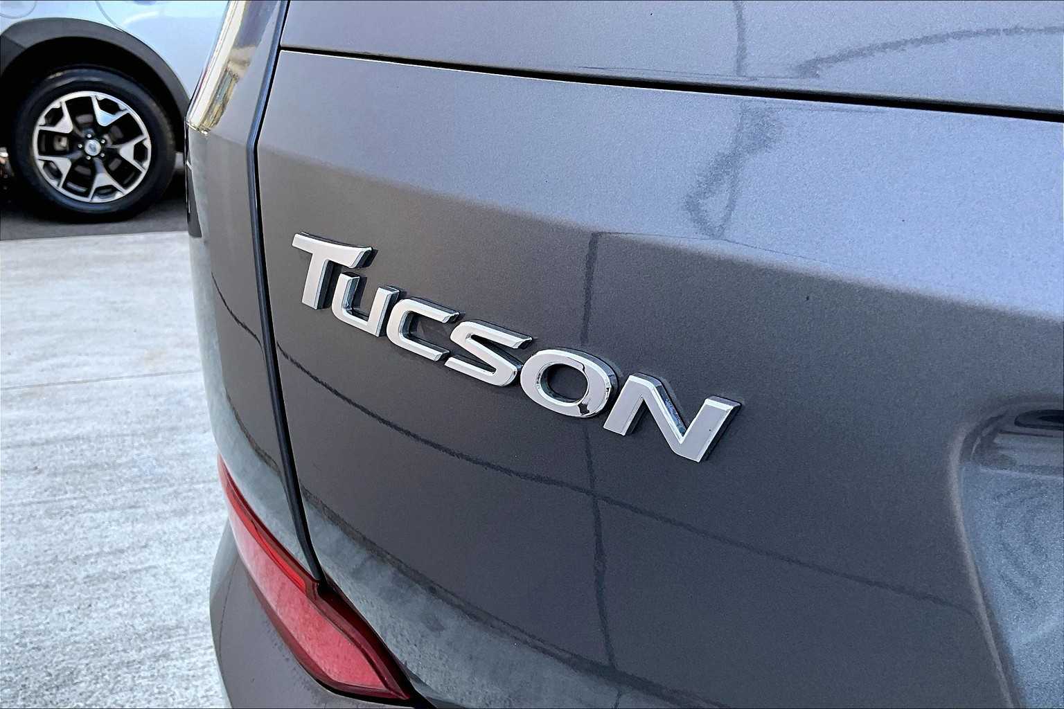 Thumbnail: 2016 Hyundai Tucson - 7