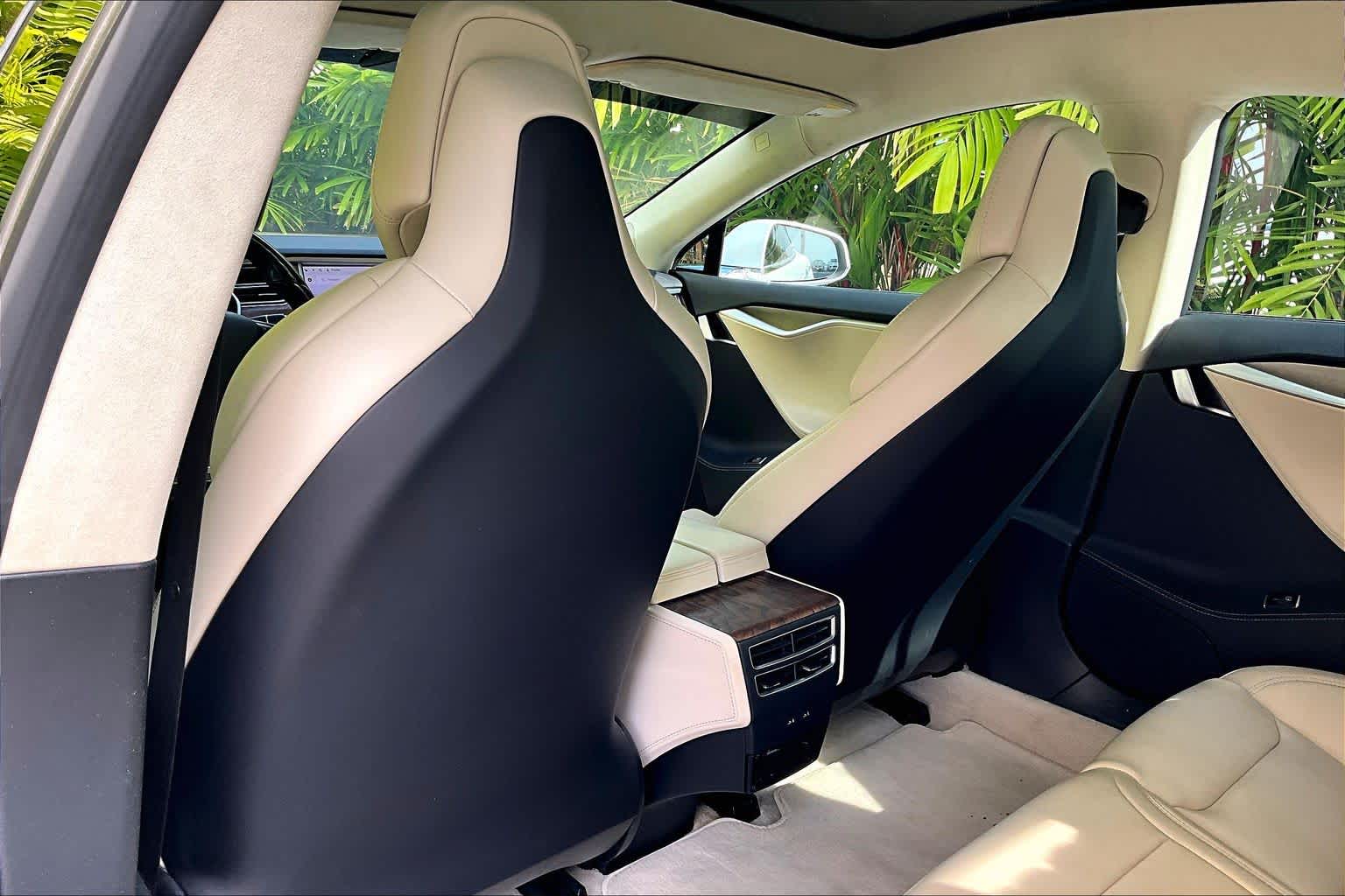 Thumbnail: 2017 Tesla Model S - 13