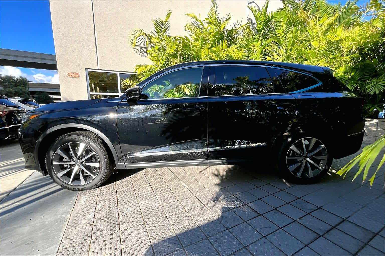 Thumbnail: 2026 Acura MDX - 4