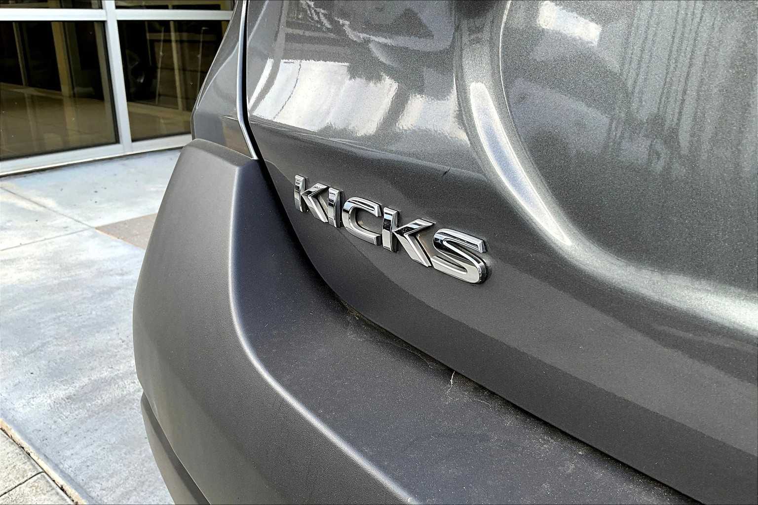 Thumbnail: 2019 Nissan Kicks - 8
