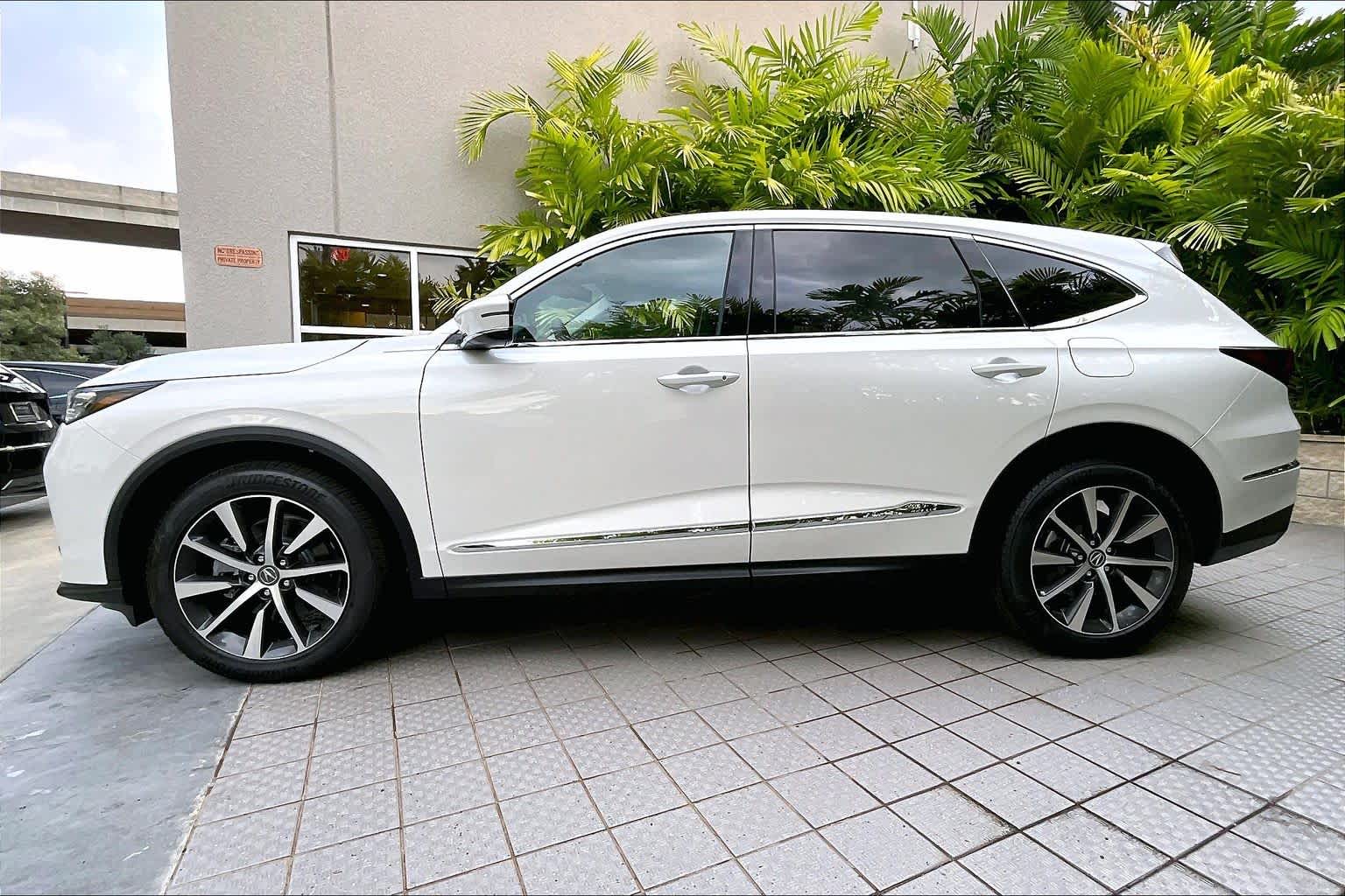 Thumbnail: 2026 Acura MDX - 4