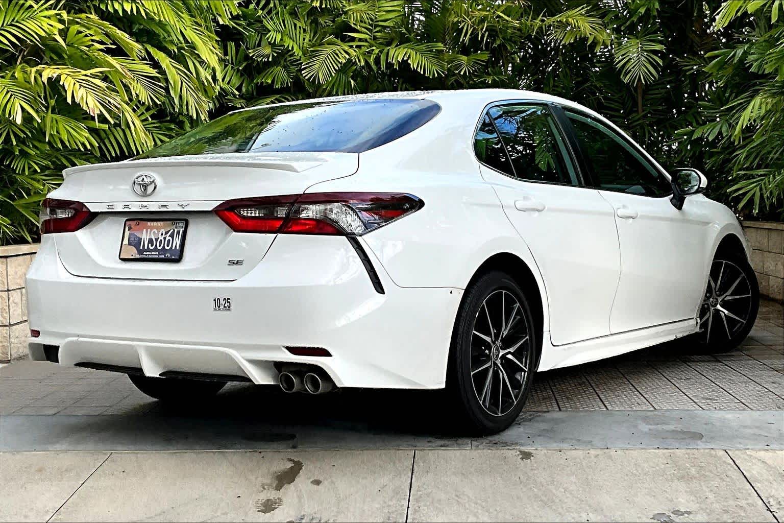 Thumbnail: 2022 Toyota Camry - 23