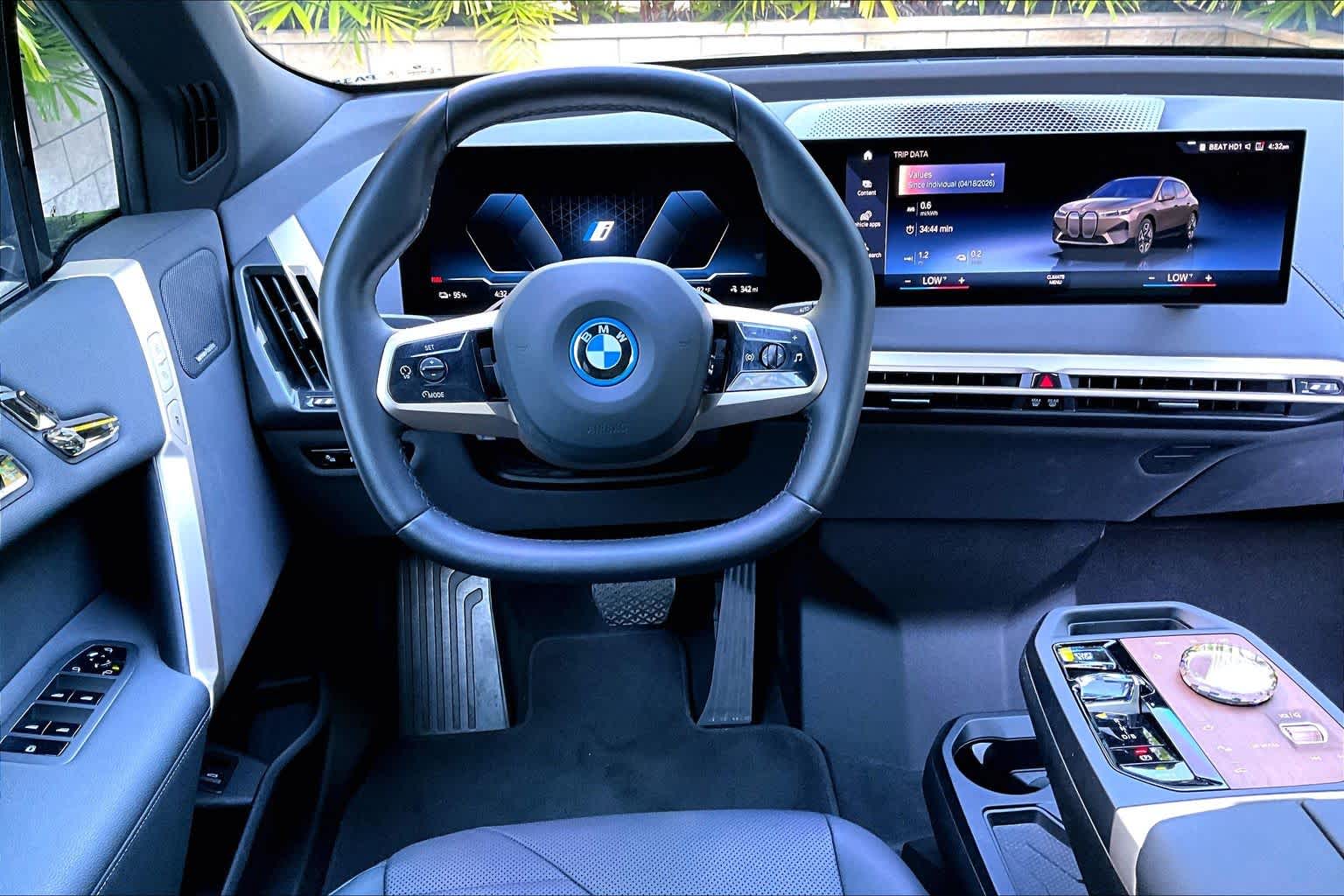 Thumbnail: 2023 BMW iX - 14