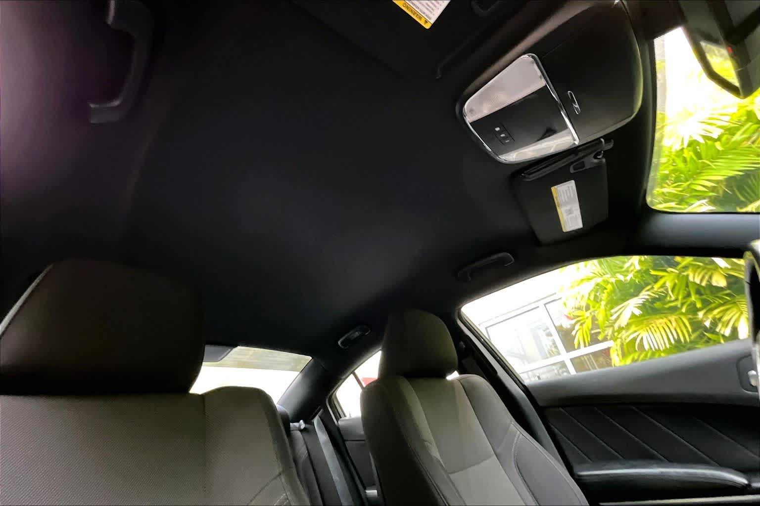 Thumbnail: 2016 Dodge Charger - 31