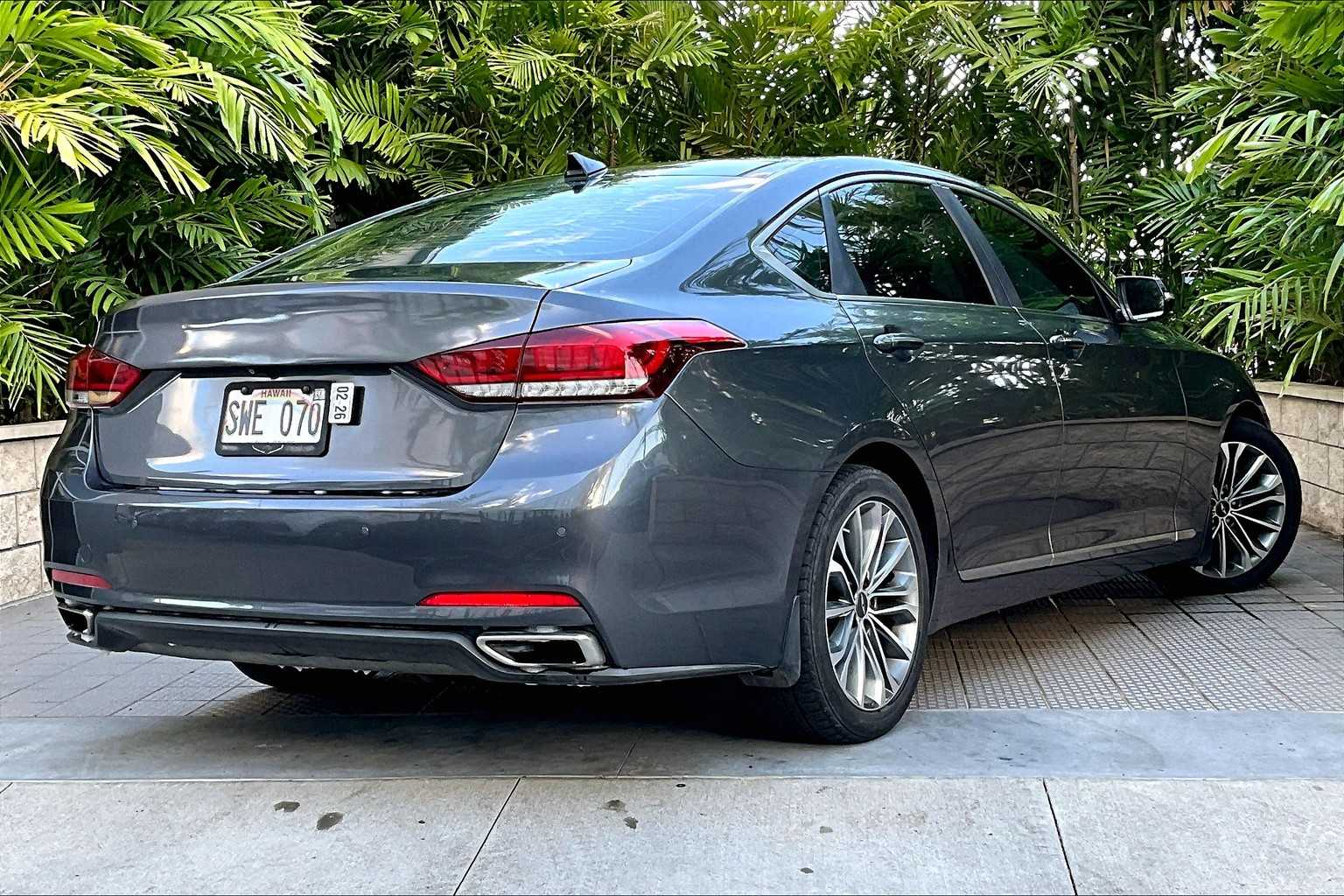 Thumbnail: 2016 Hyundai Genesis - 23