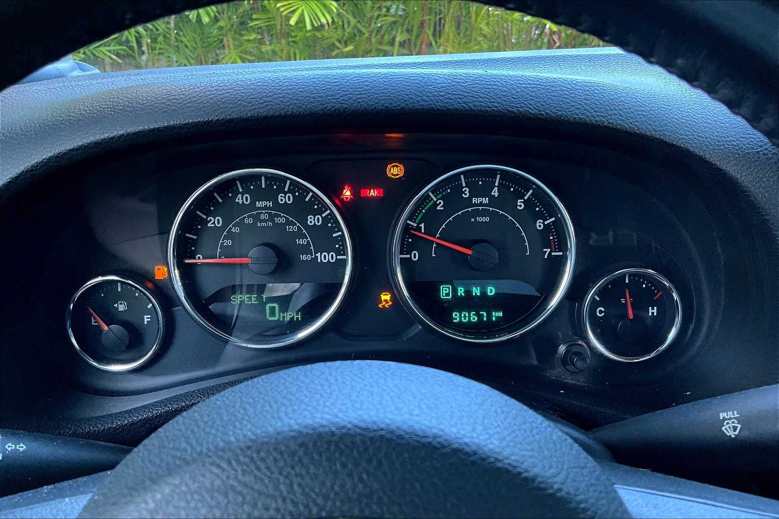 Thumbnail: 2017 Jeep Wrangler - 18