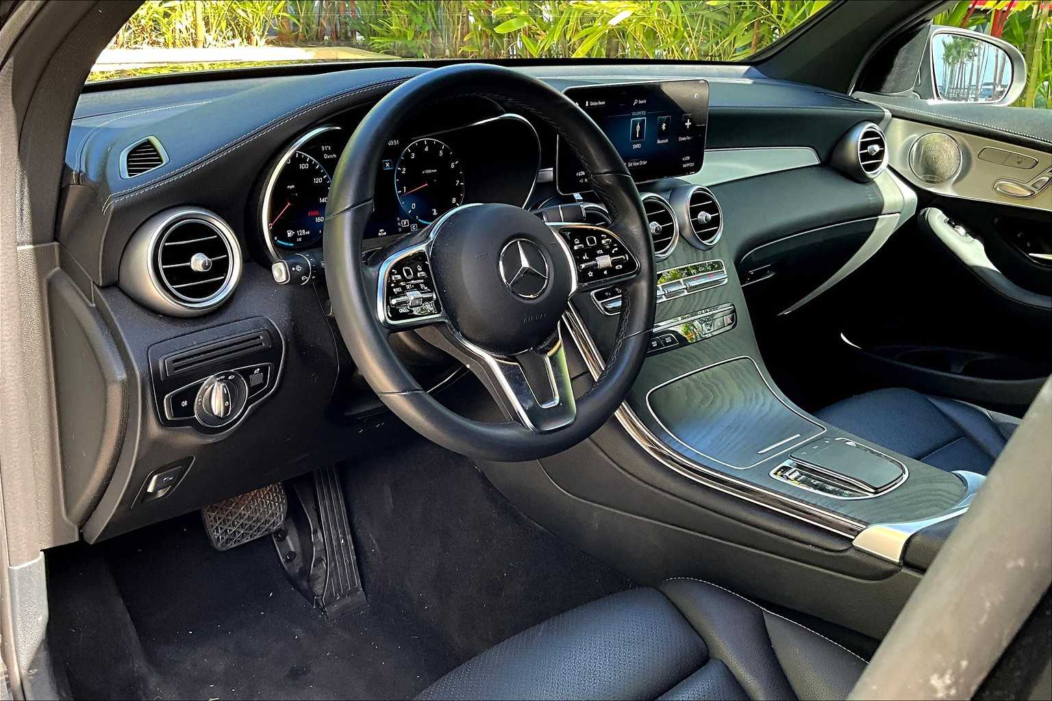 Thumbnail: 2023 Mercedes-Benz GLC - 3