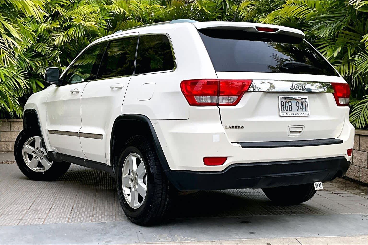 Thumbnail: 2011 Jeep Grand Cherokee - 5