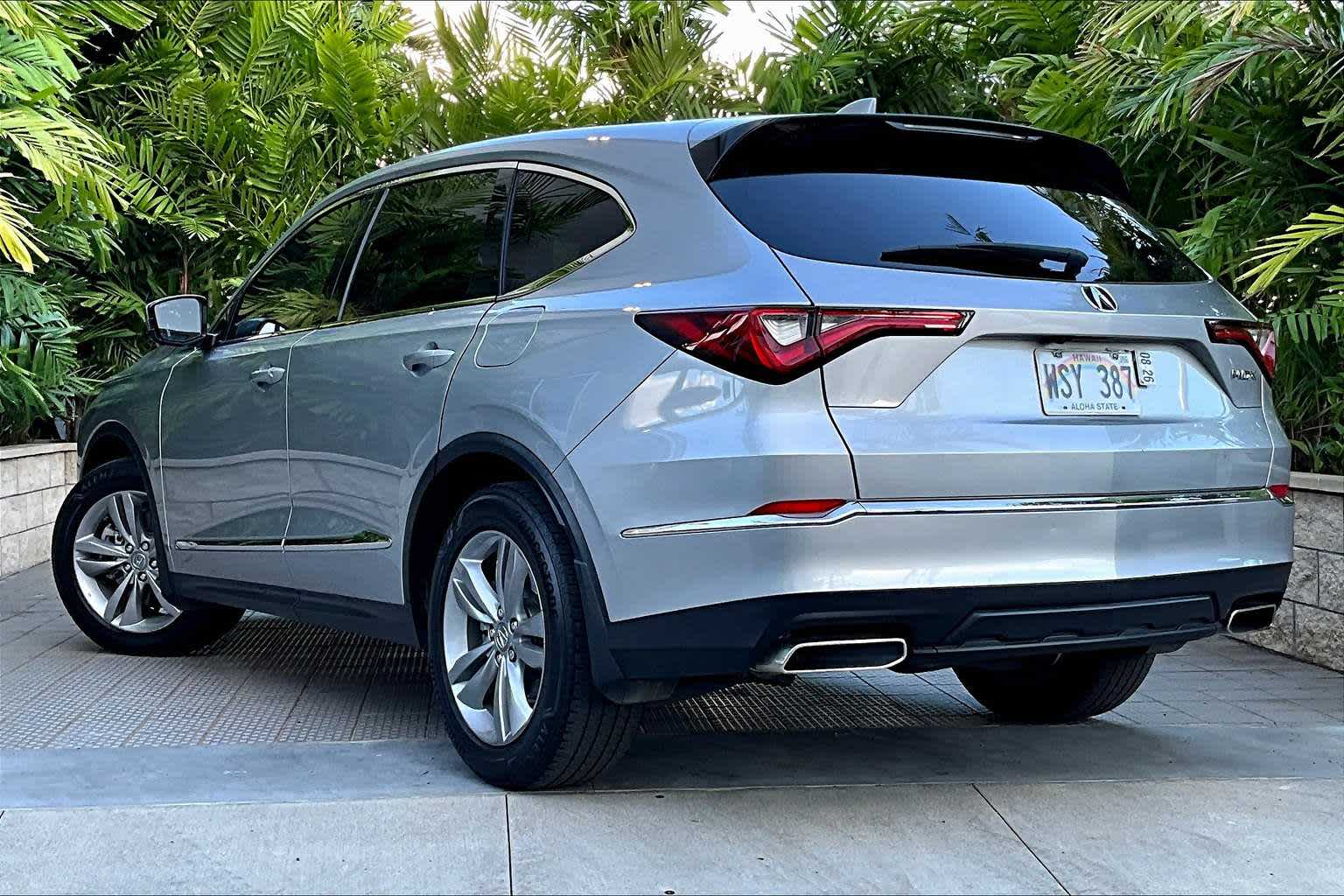Thumbnail: 2023 Acura MDX - 5
