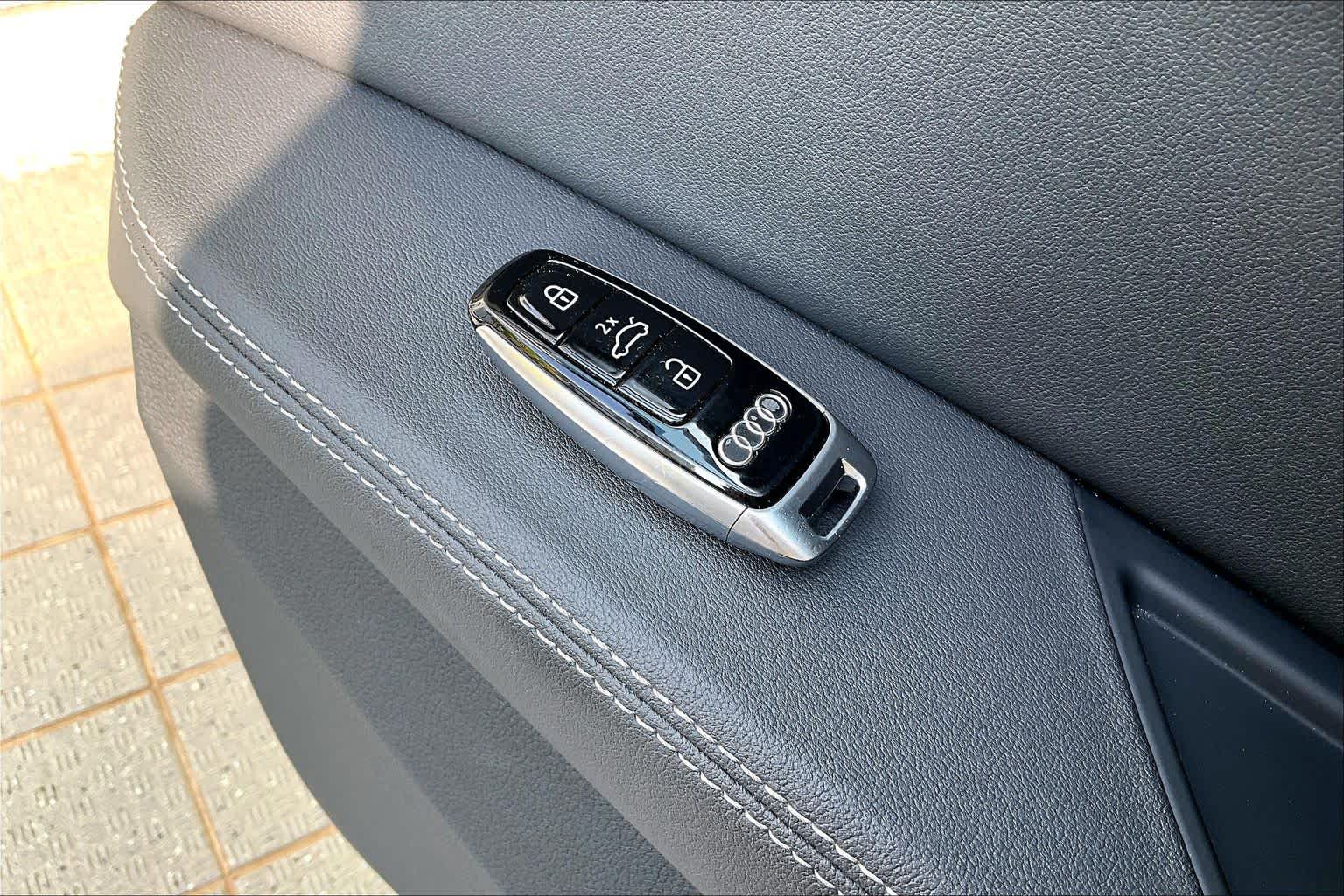 Thumbnail: 2021 Audi e-tron - 20