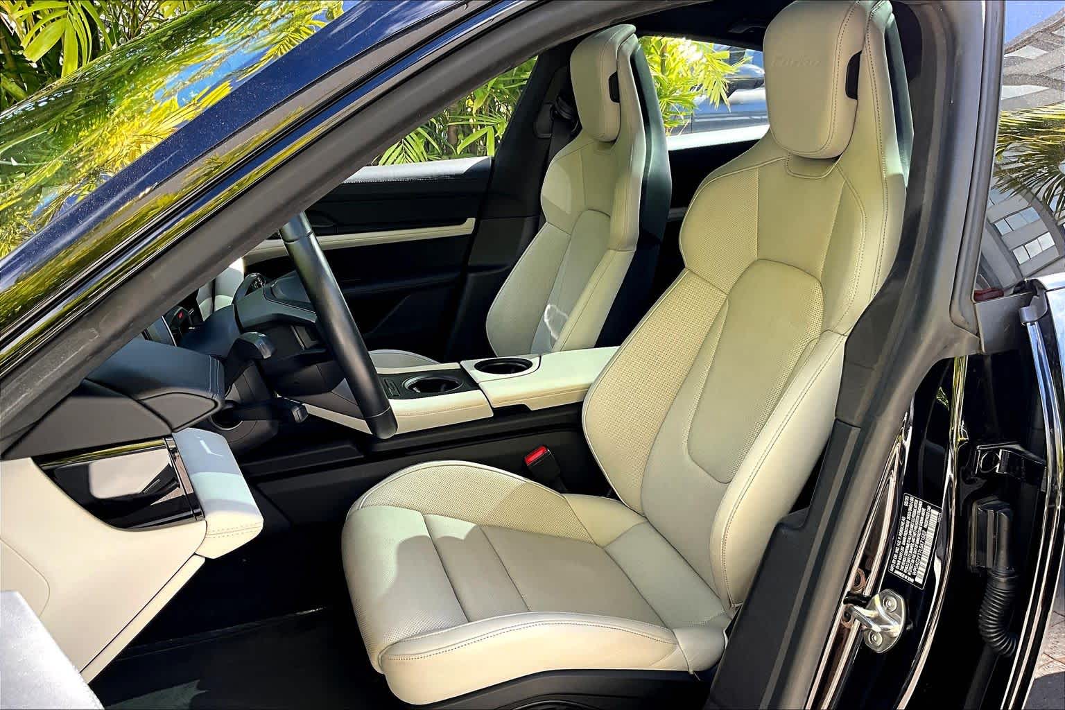 Thumbnail: 2020 Porsche Taycan - 12