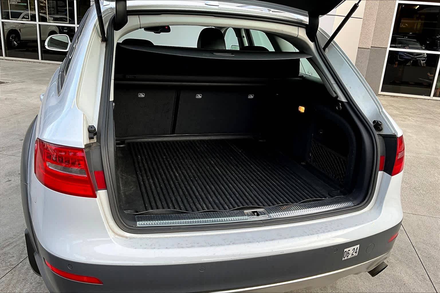 Thumbnail: 2014 Audi Allroad - 18