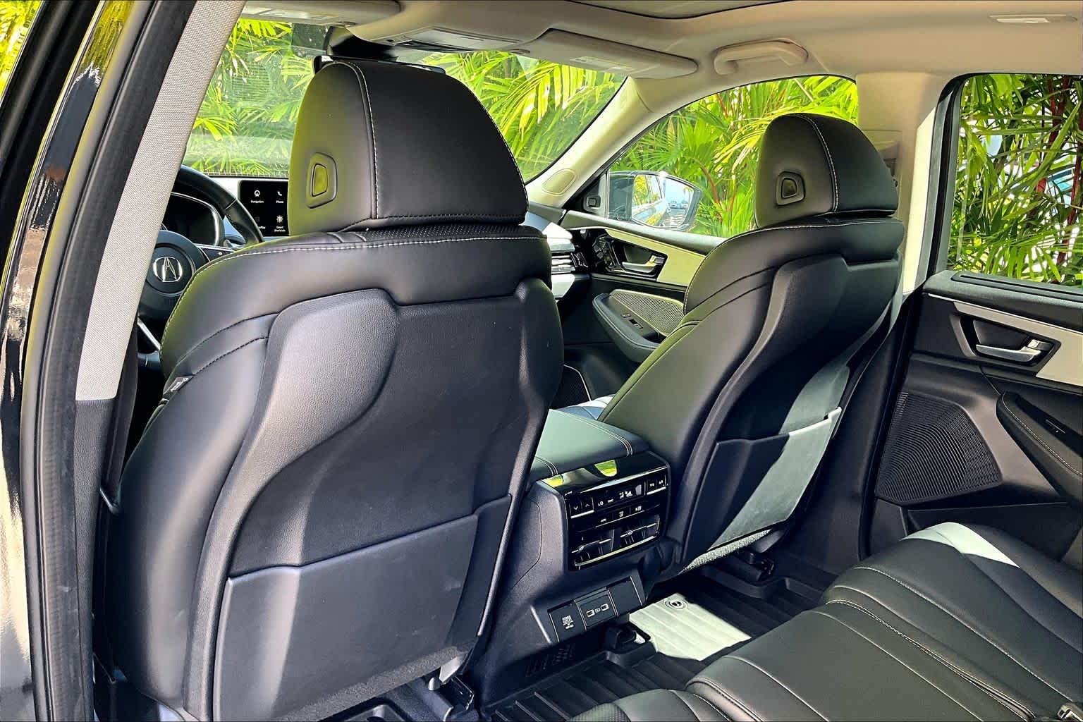 Thumbnail: 2023 Acura MDX - 13