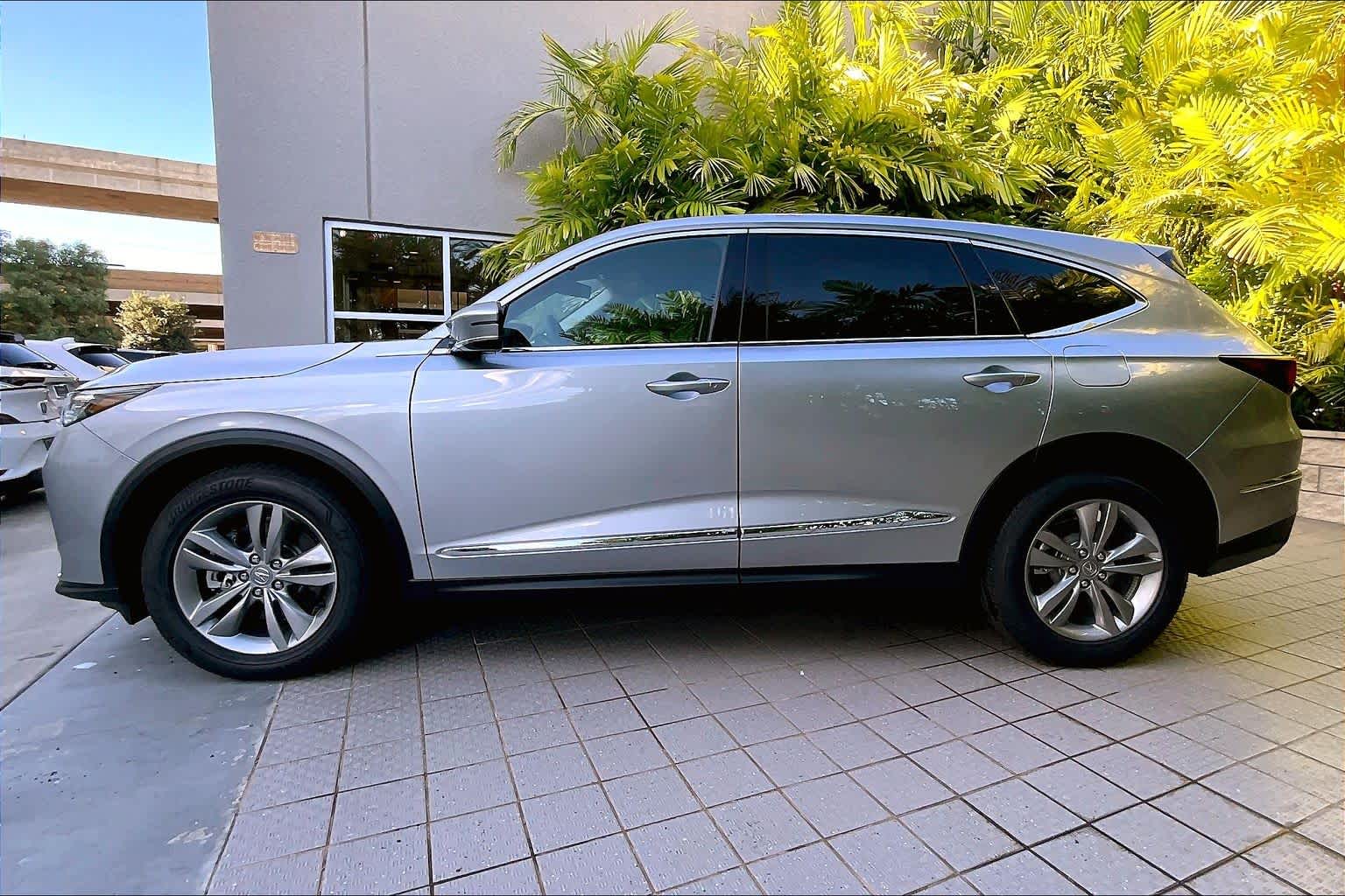 Thumbnail: 2026 Acura MDX - 4
