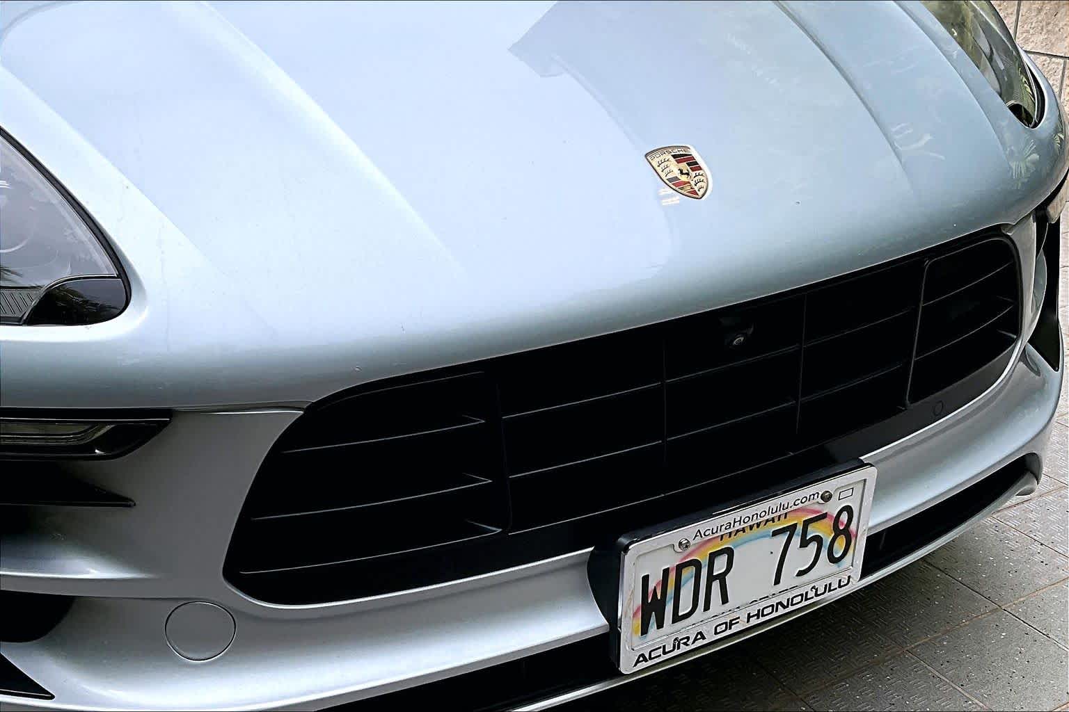 Thumbnail: 2017 Porsche Macan - 34