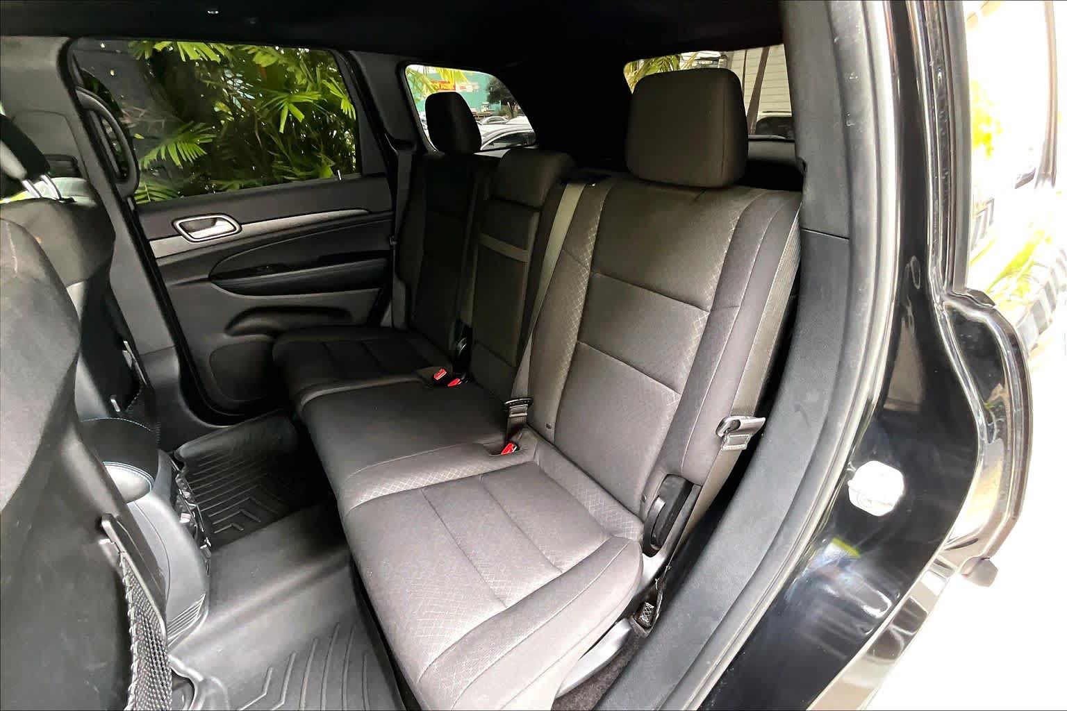 Thumbnail: 2018 Jeep Grand Cherokee - 30