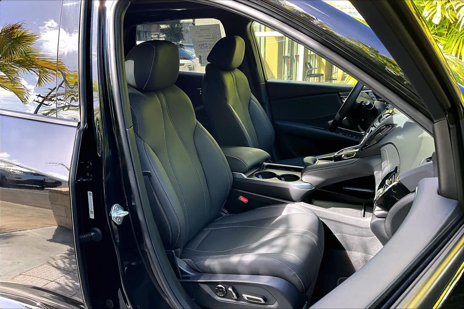 Thumbnail: 2025 Acura RDX - 14