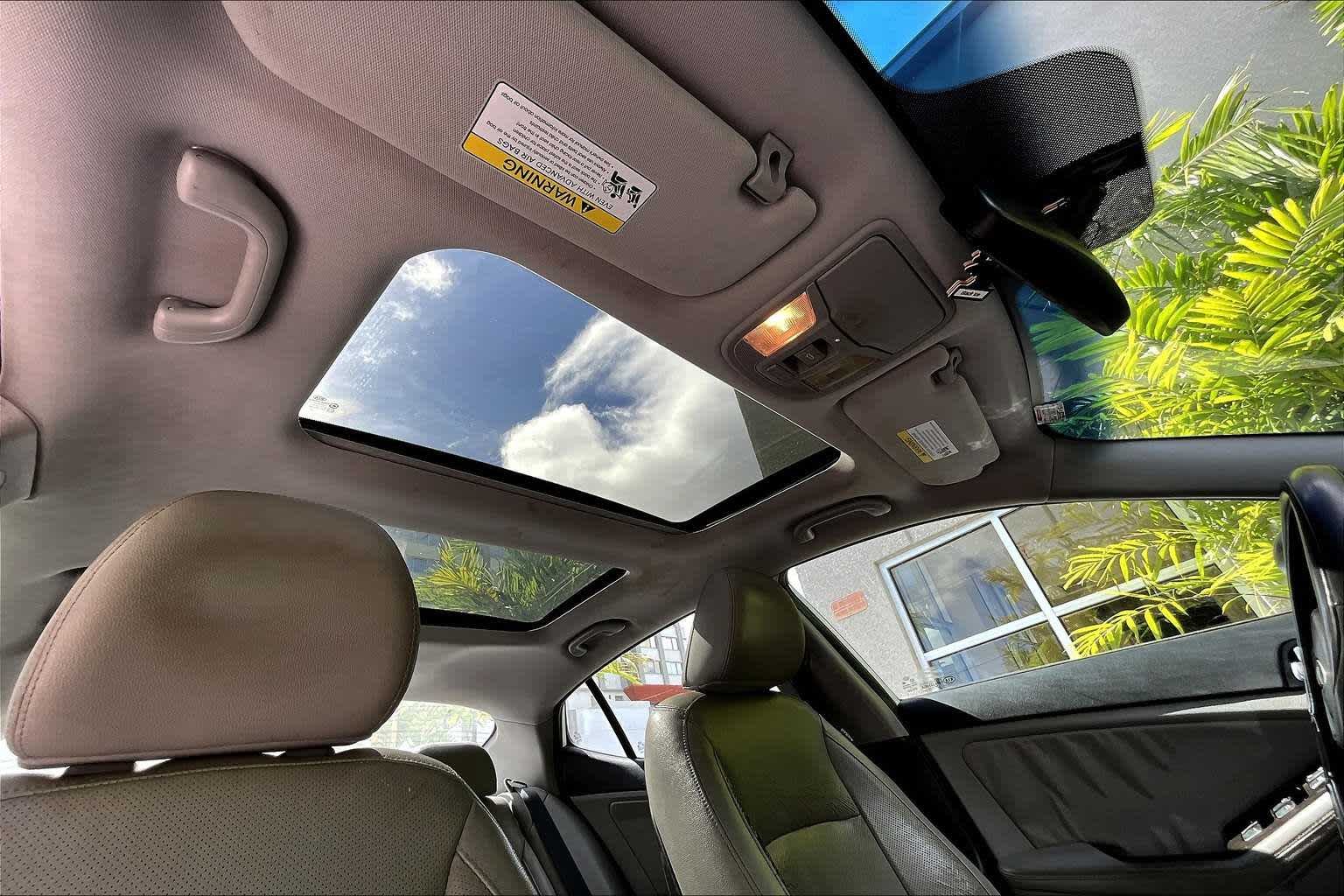 Thumbnail: 2014 Kia Optima - 31