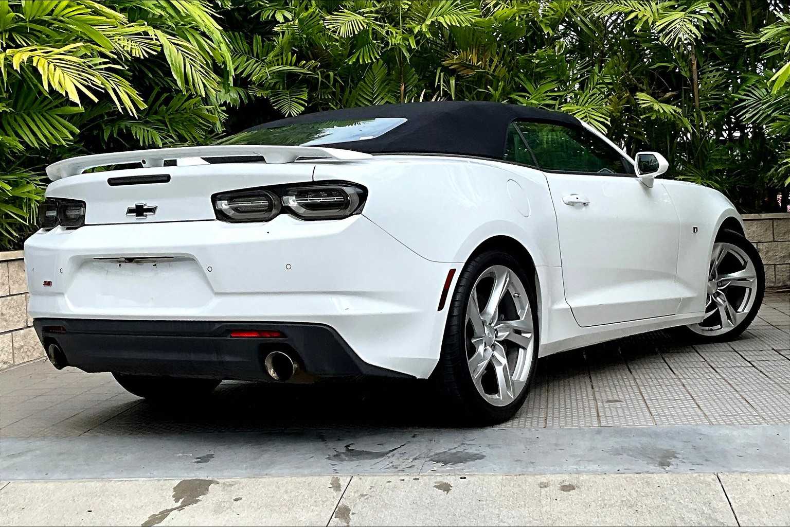 Thumbnail: 2020 Chevrolet Camaro - 22