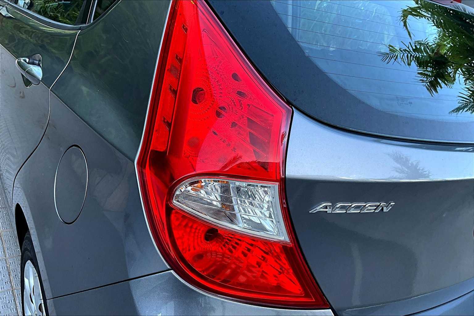 Thumbnail: 2016 Hyundai Accent - 31