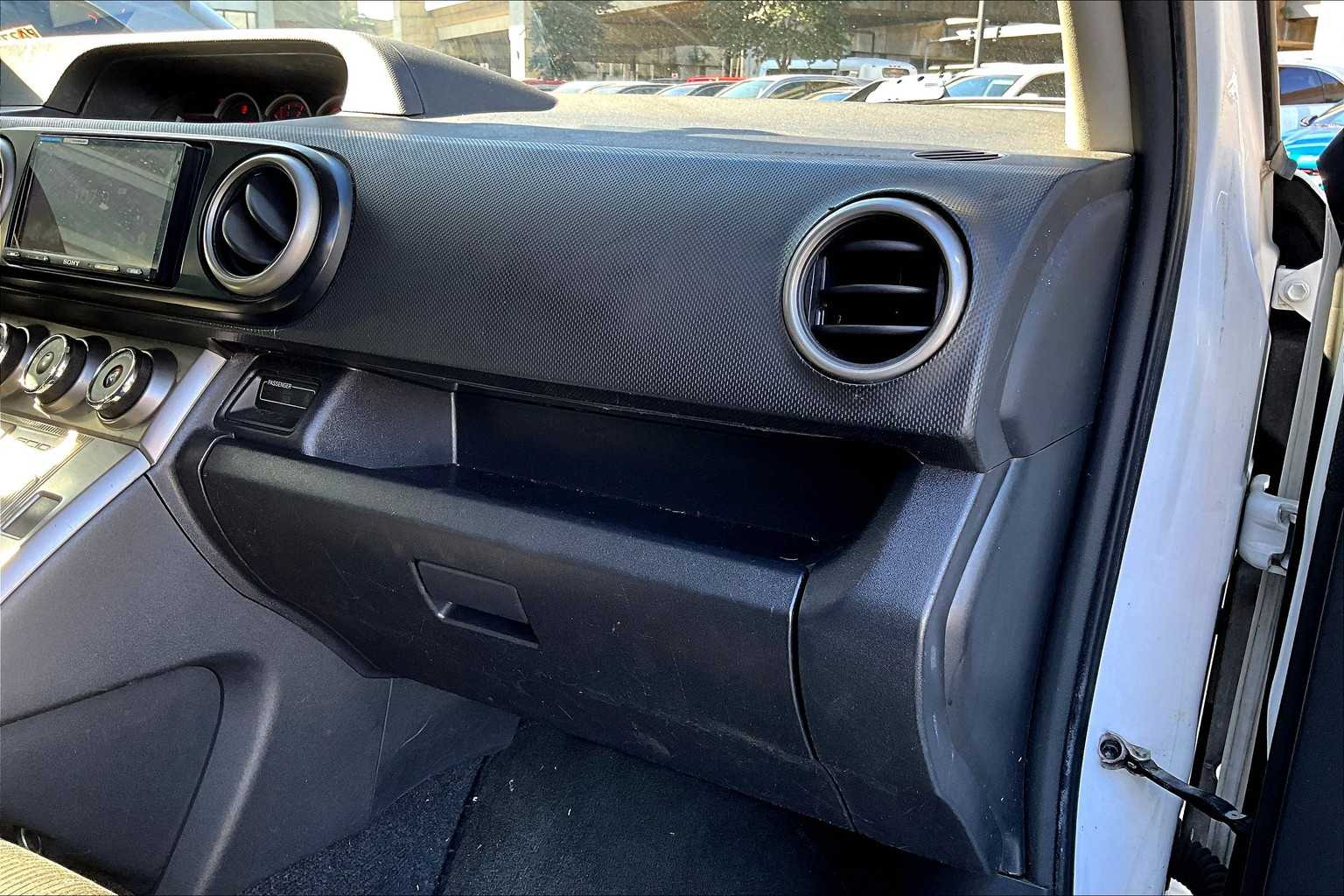 Thumbnail: 2014 Scion xB - 23