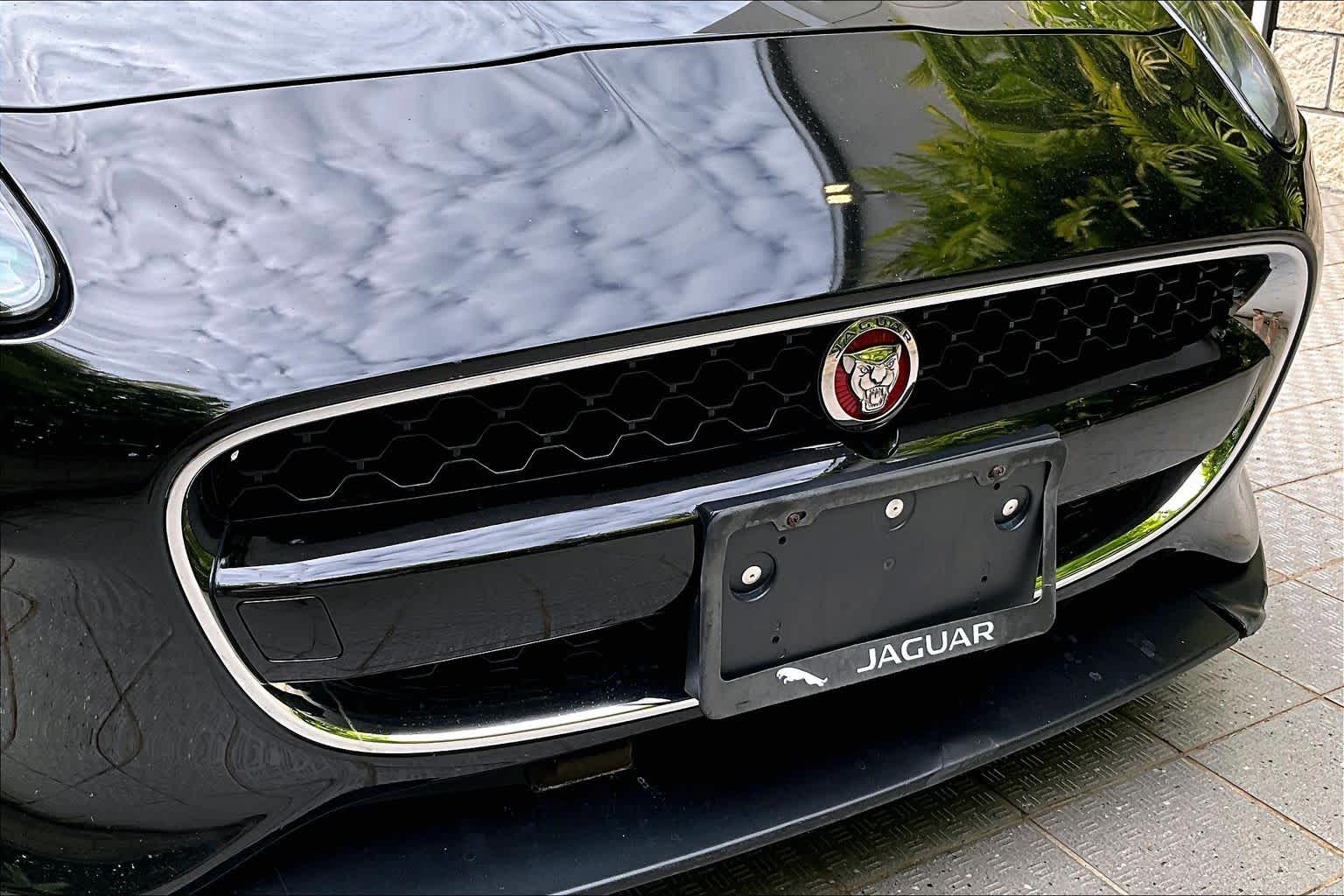 Thumbnail: 2018 Jaguar F-Type - 33