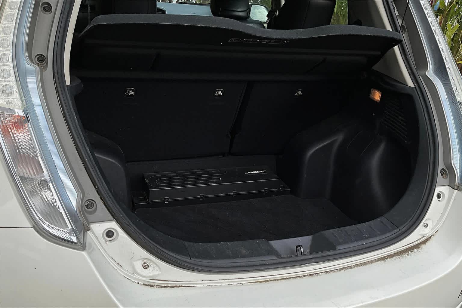 2013 Nissan Leaf SL 18