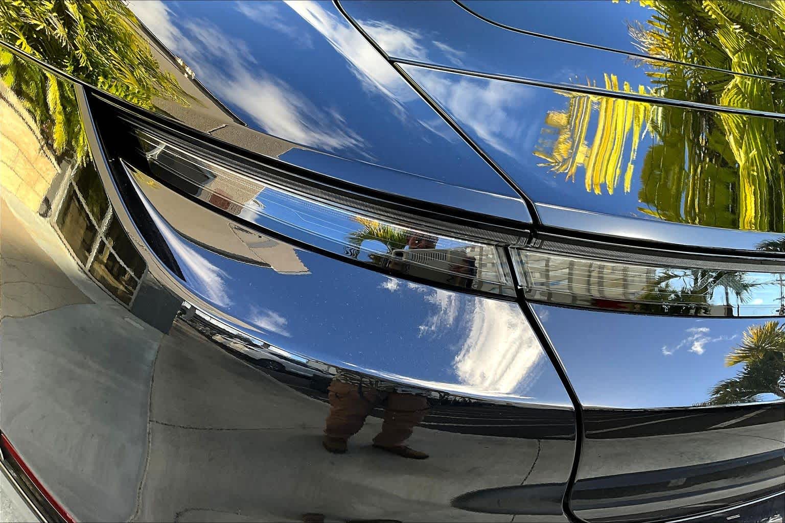 Thumbnail: 2020 Porsche Taycan - 33