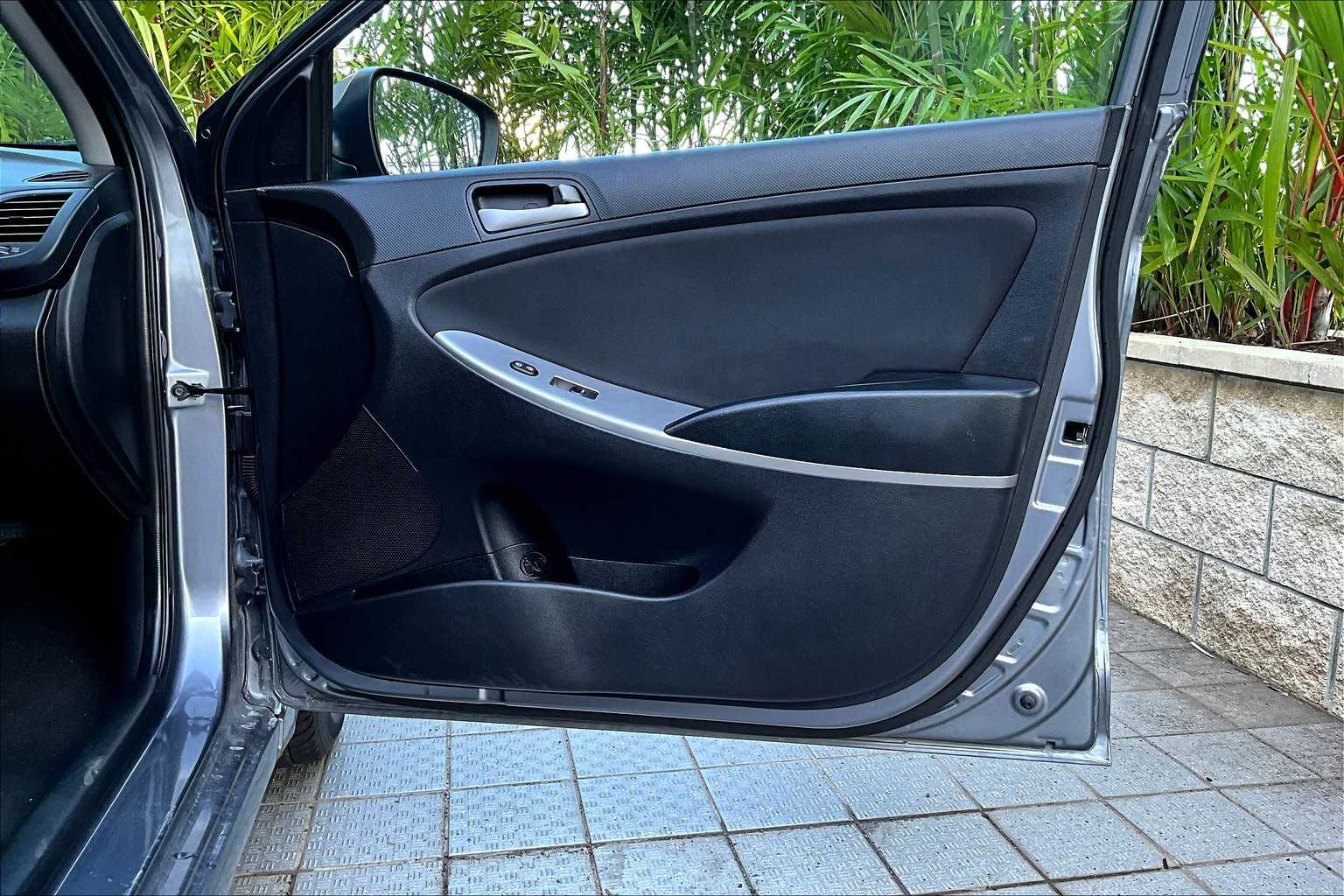 Thumbnail: 2016 Hyundai Accent - 27