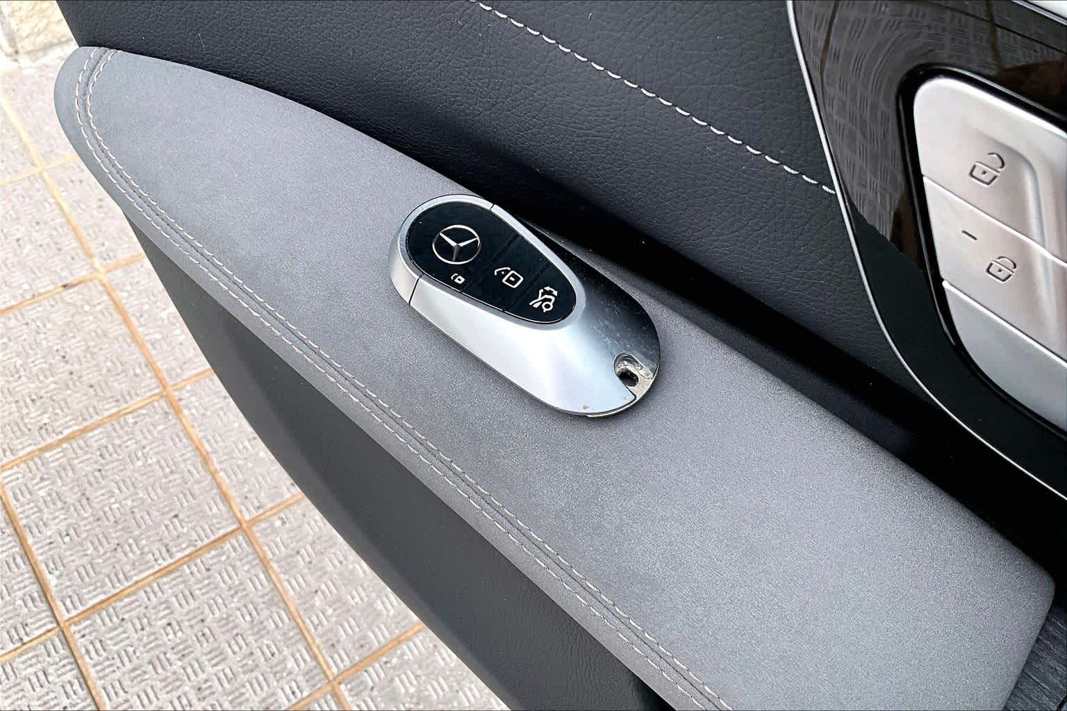 Thumbnail: 2022 Mercedes-Benz EQS - 20