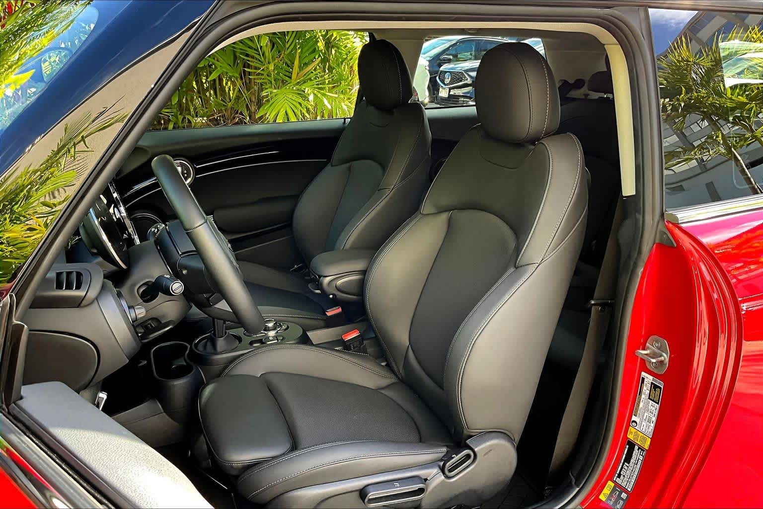 Thumbnail: 2024 MINI Cooper Hardtop - 12