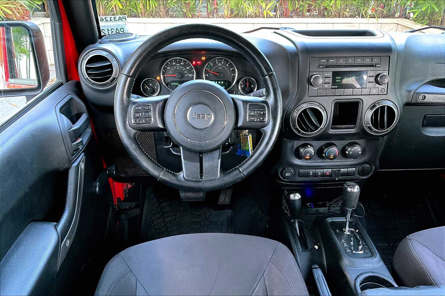 Thumbnail: 2017 Jeep Wrangler - 15