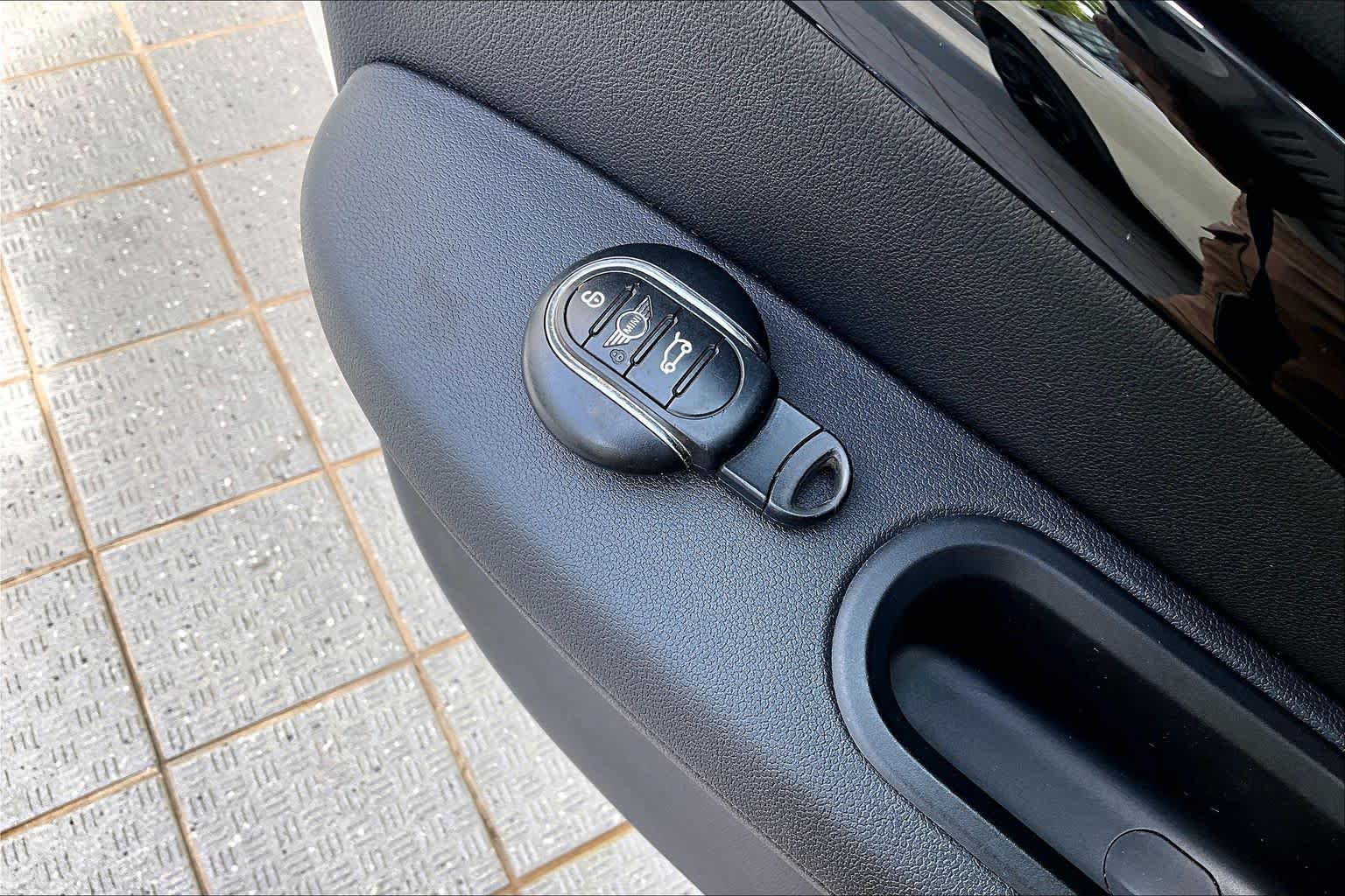 Thumbnail: 2023 MINI Cooper Clubman - 20