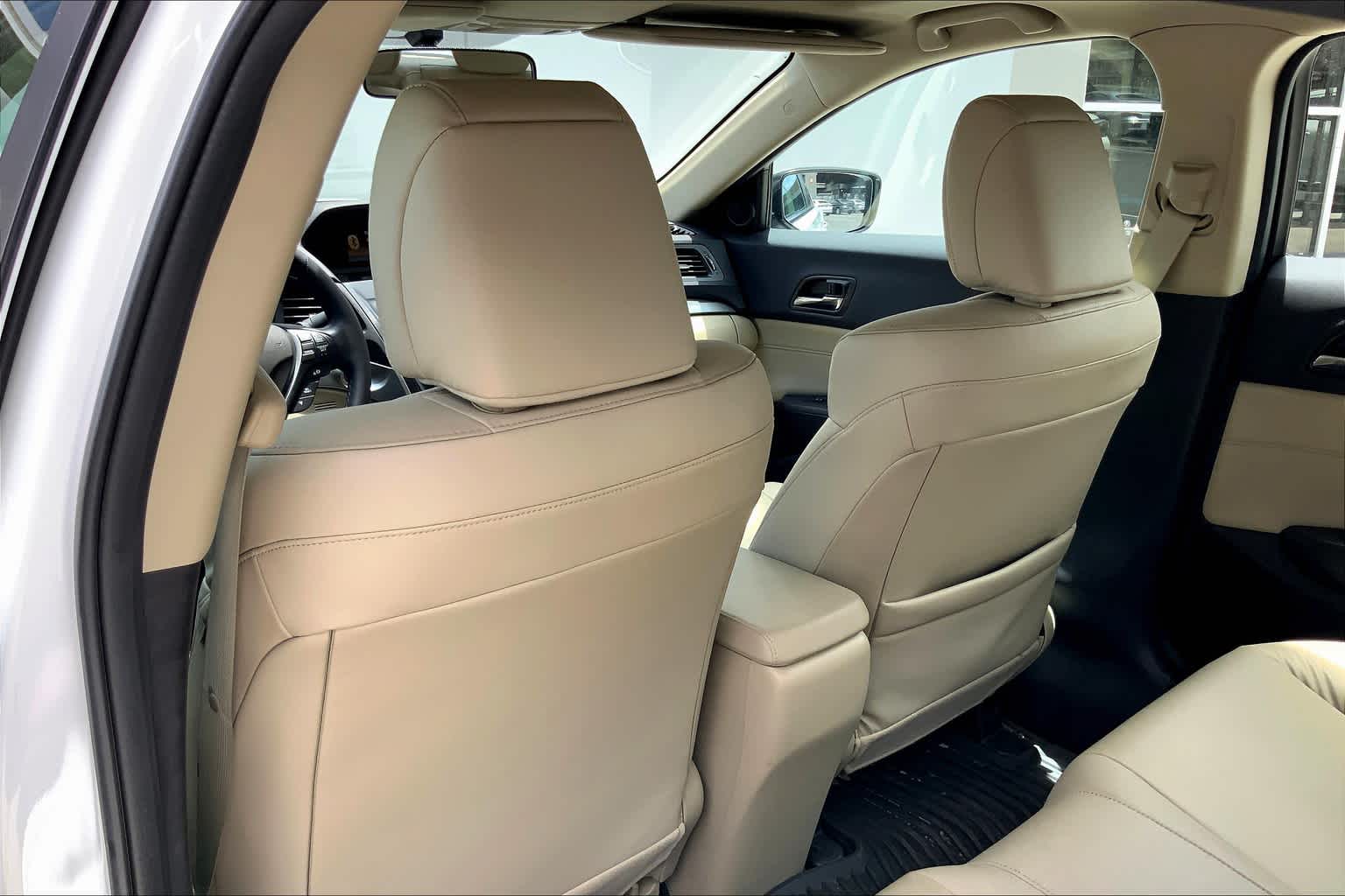 Thumbnail: 2018 Acura ILX - 12