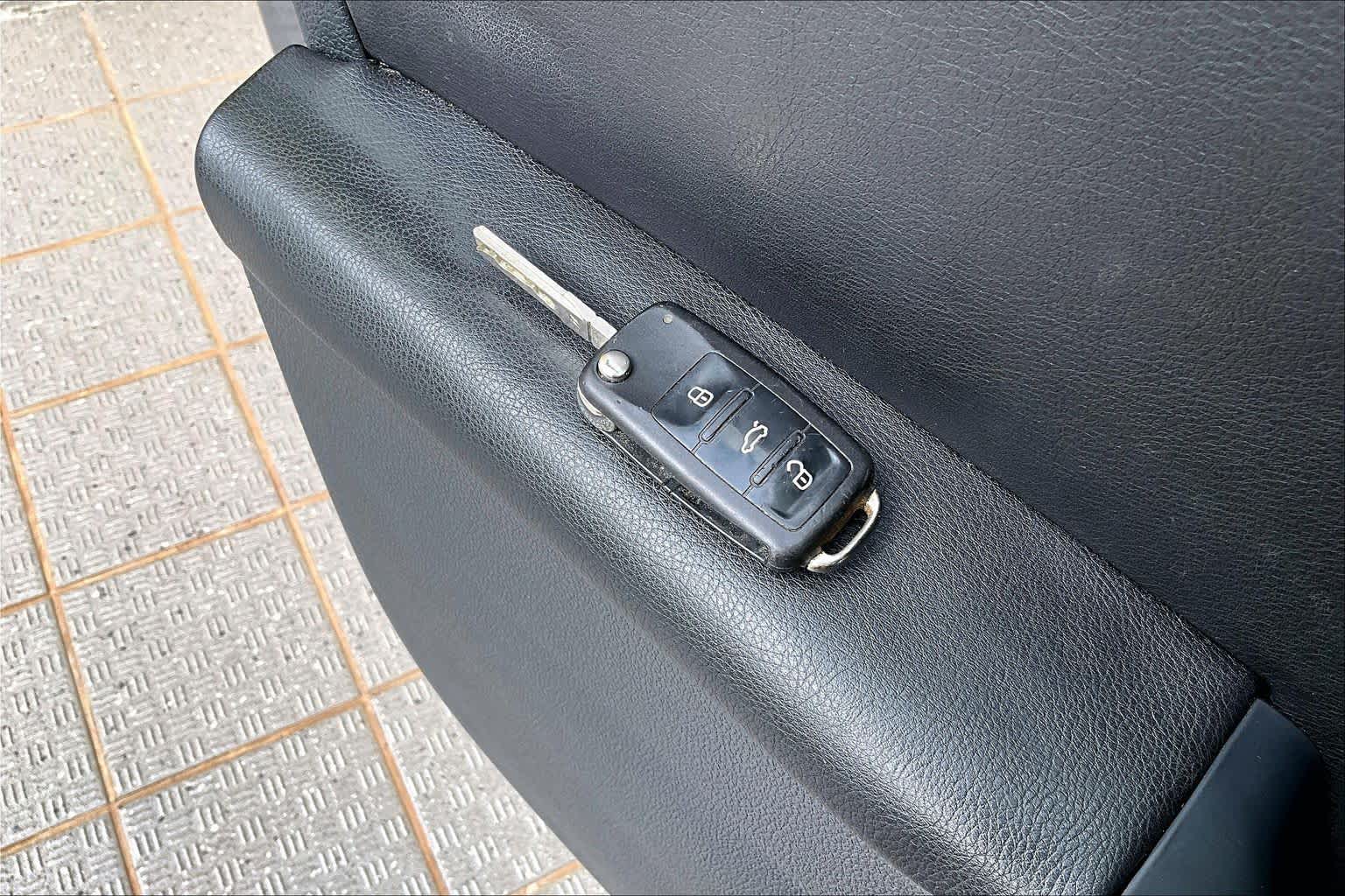 Thumbnail: 2013 Volkswagen Jetta - 20