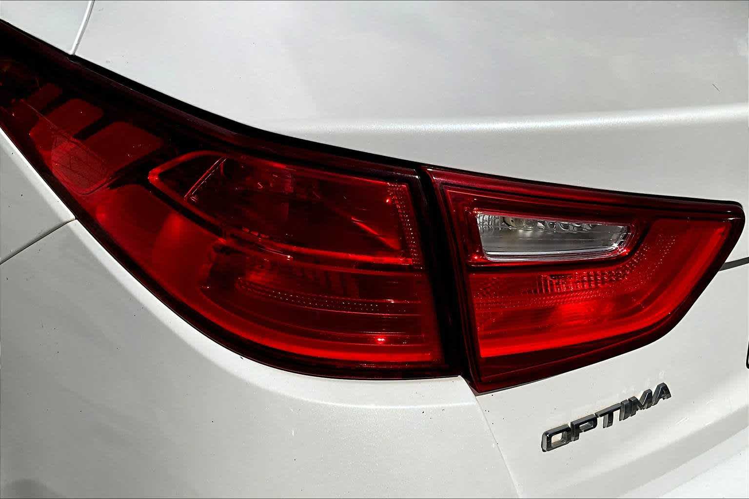 Thumbnail: 2014 Kia Optima - 33