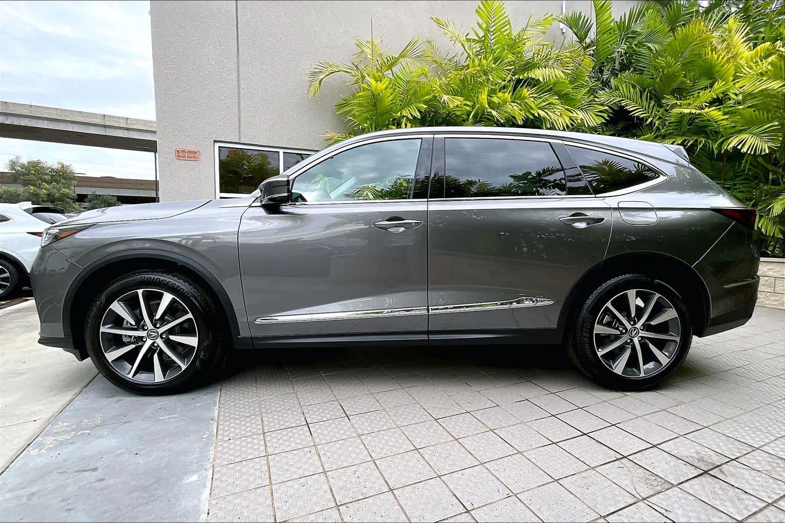 Thumbnail: 2026 Acura MDX - 4