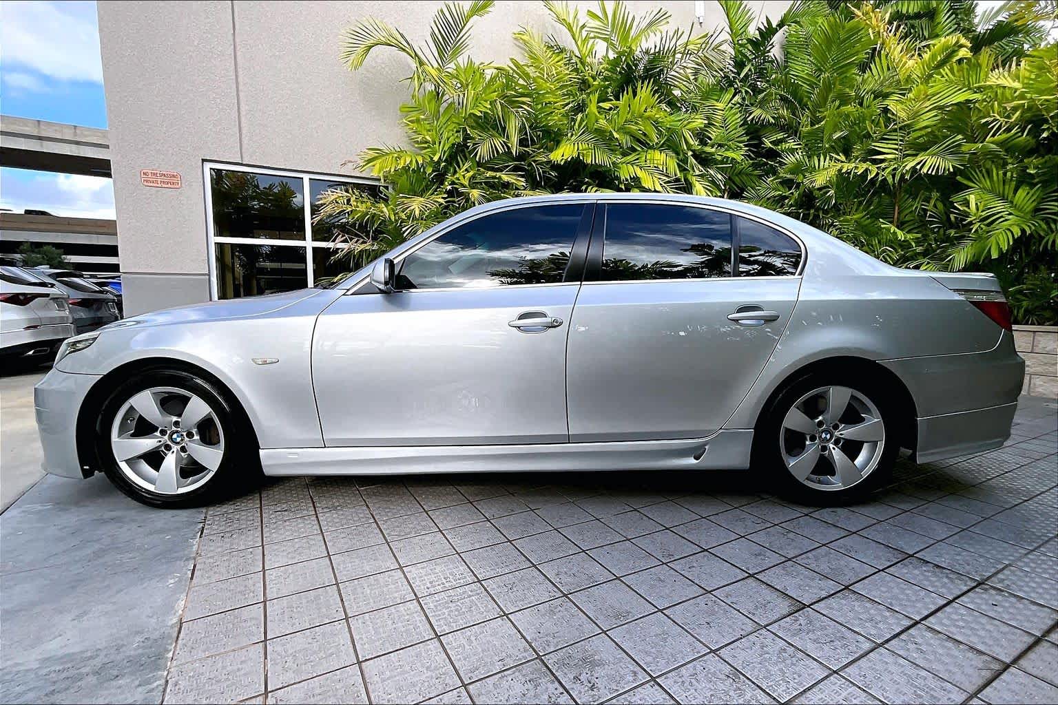 2008 Bmw 528i 5-series photo 2